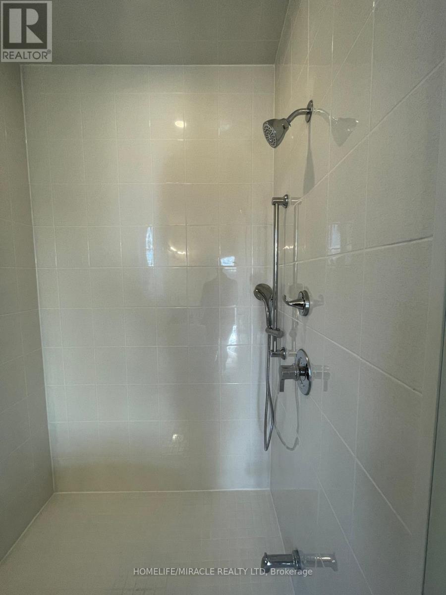 158 Country Club Drive, Loyalist, Ontario  K0H 1G0 - Photo 22 - X12789902