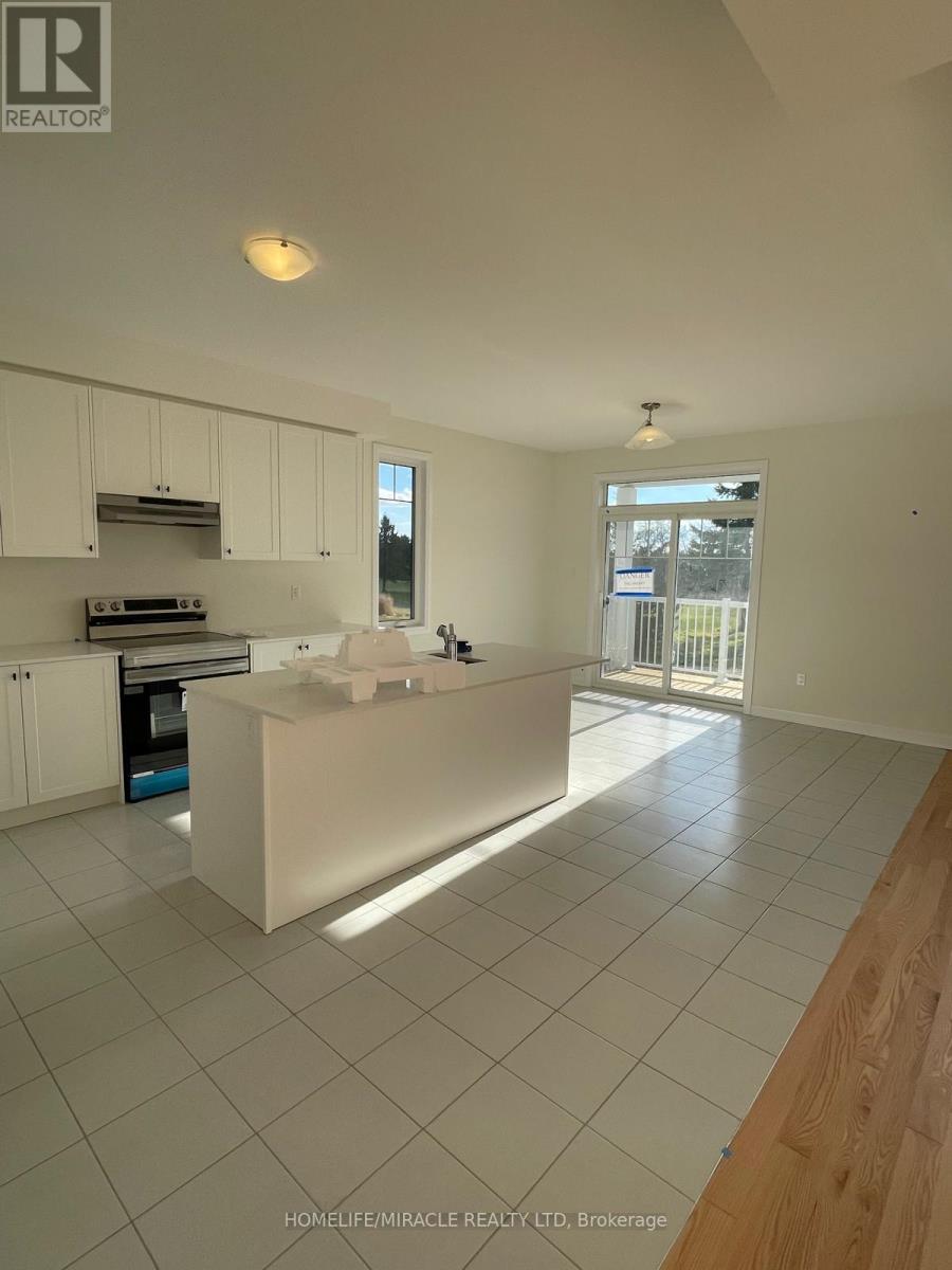 158 Country Club Drive, Loyalist, Ontario  K0H 1G0 - Photo 6 - X12789902