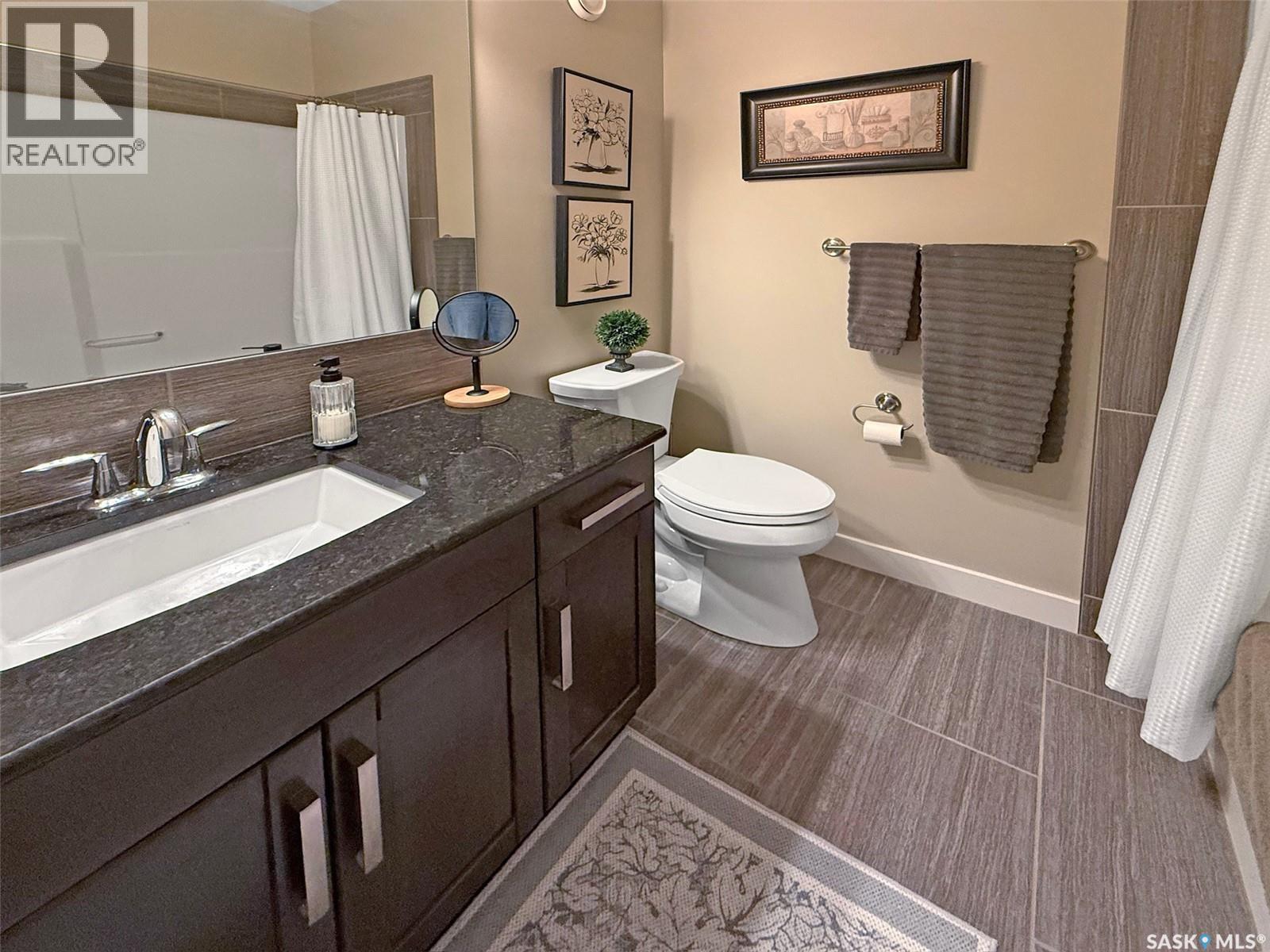 225 11th Avenue, Swift Current, Saskatchewan  S9H 3R9 - Photo 18 - SK028597