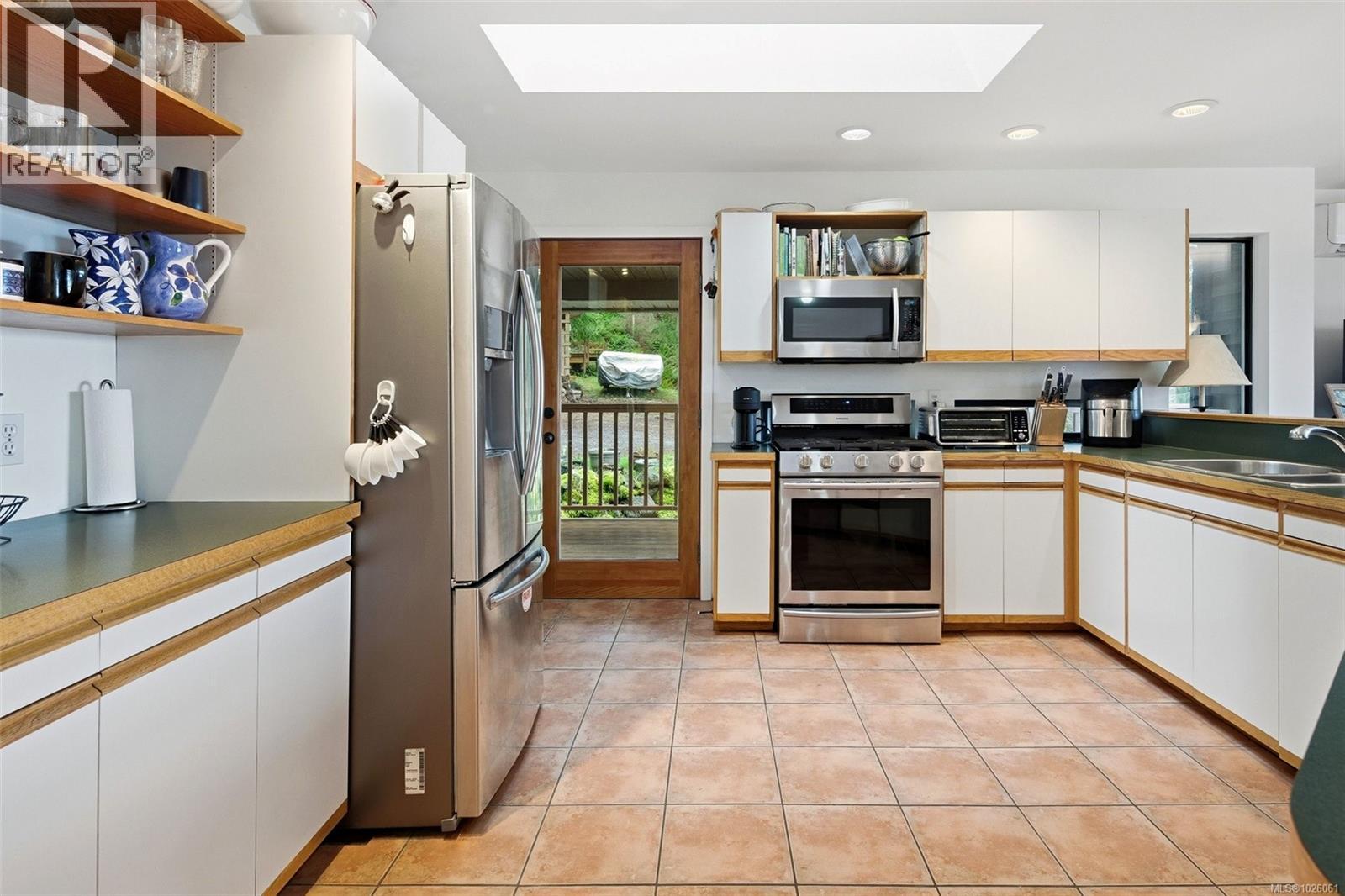 1691 Strathcona Heights Rd, Shawnigan Lake, British Columbia  V8H 2A9 - Photo 16 - 1026061