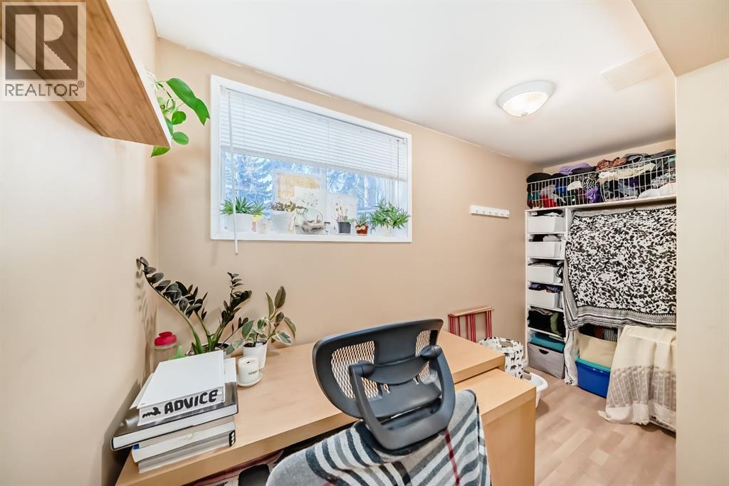 28 Winslow Crescent Sw, Calgary, Alberta  T3C 2R1 - Photo 29 - A2284051