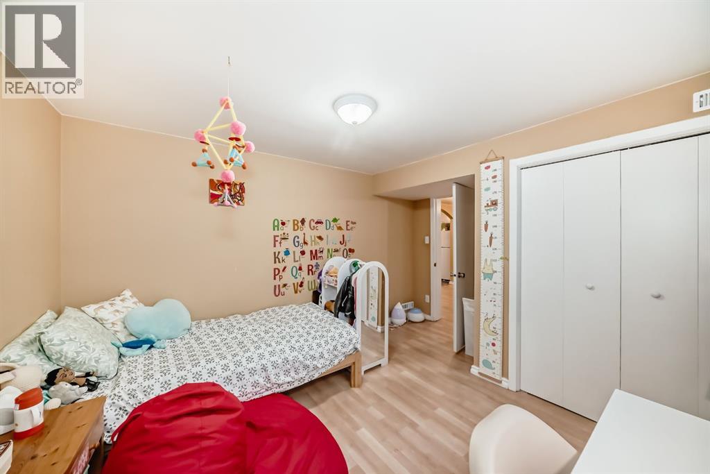 28 Winslow Crescent Sw, Calgary, Alberta  T3C 2R1 - Photo 27 - A2284051