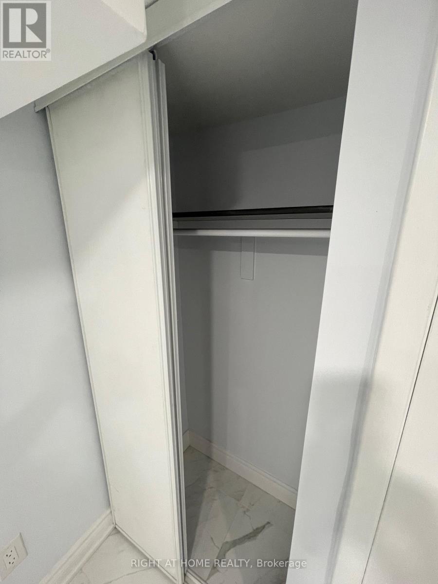 477 Ossington Avenue, Toronto, Ontario  M6G 3T3 - Photo 5 - C12789952