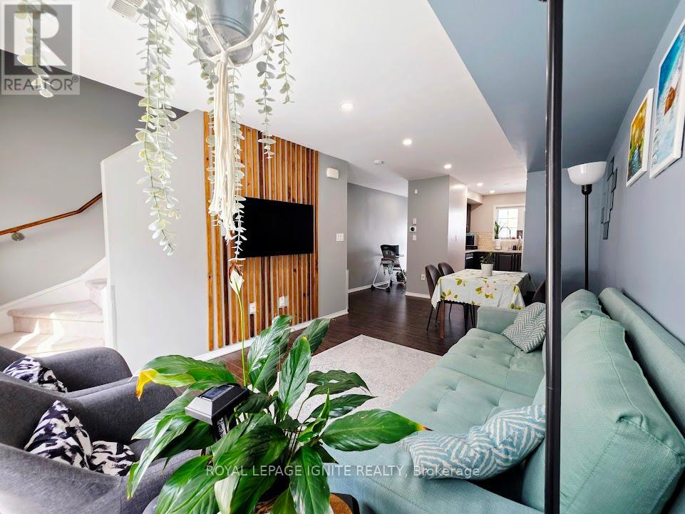 9 Cooperage Lane, Ajax, Ontario  L1S 0E8 - Photo 5 - E12789980