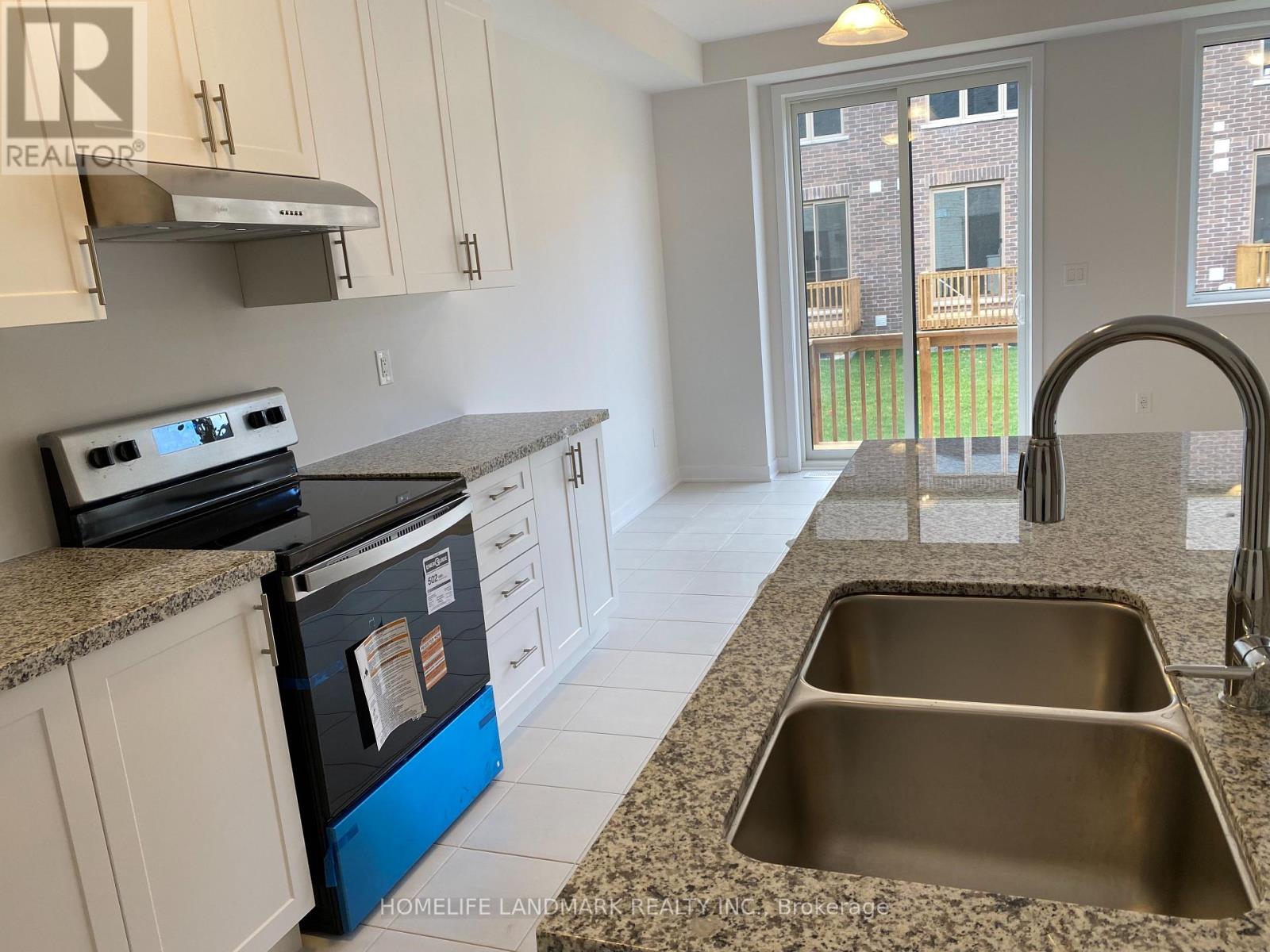 36 John Canning Way E, Markham, Ontario  L3R 3X3 - Photo 15 - N12789950