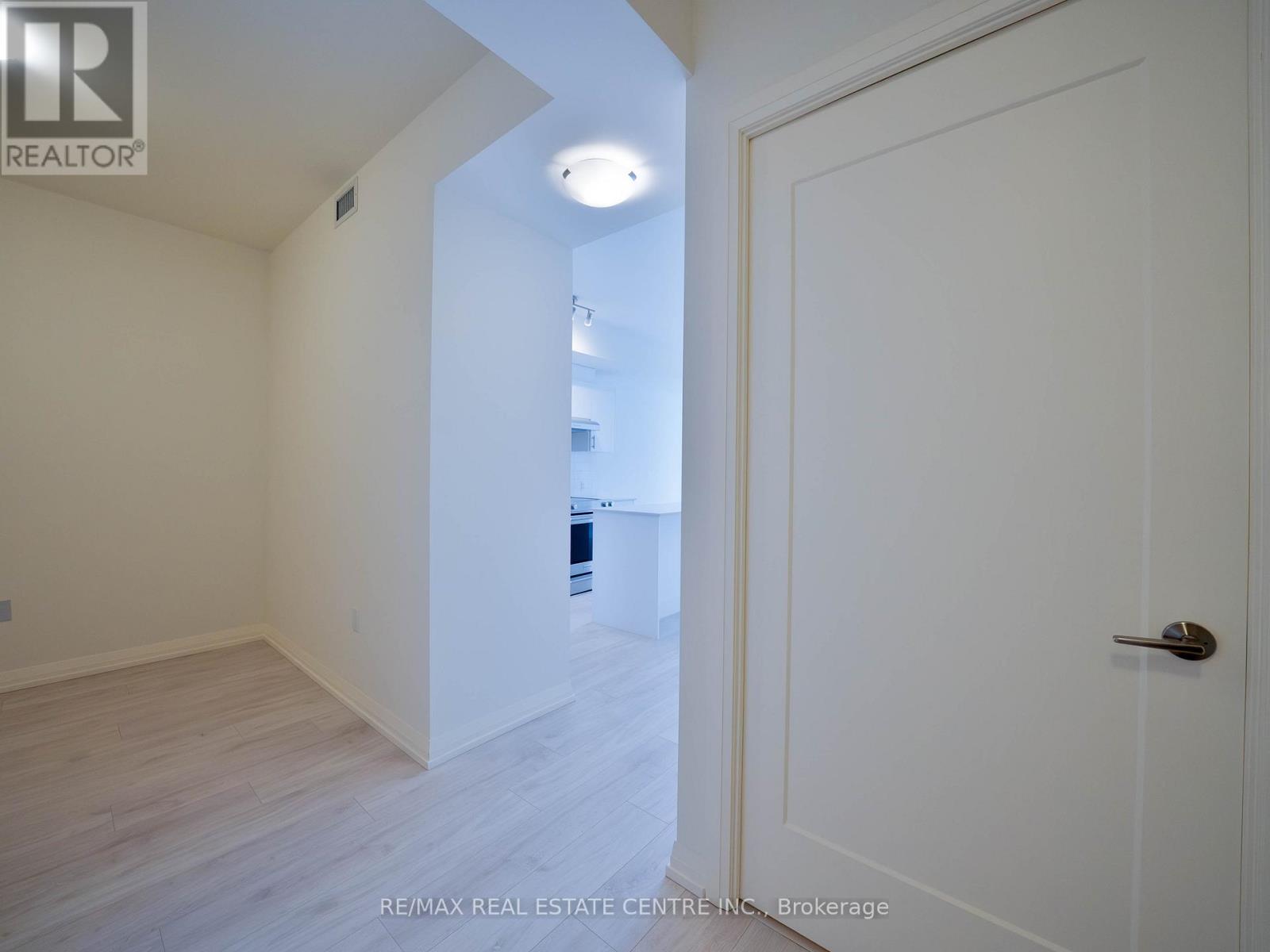 27 Korda Gate, Vaughan, Ontario  L4K 0P6 - Photo 14 - N12789990