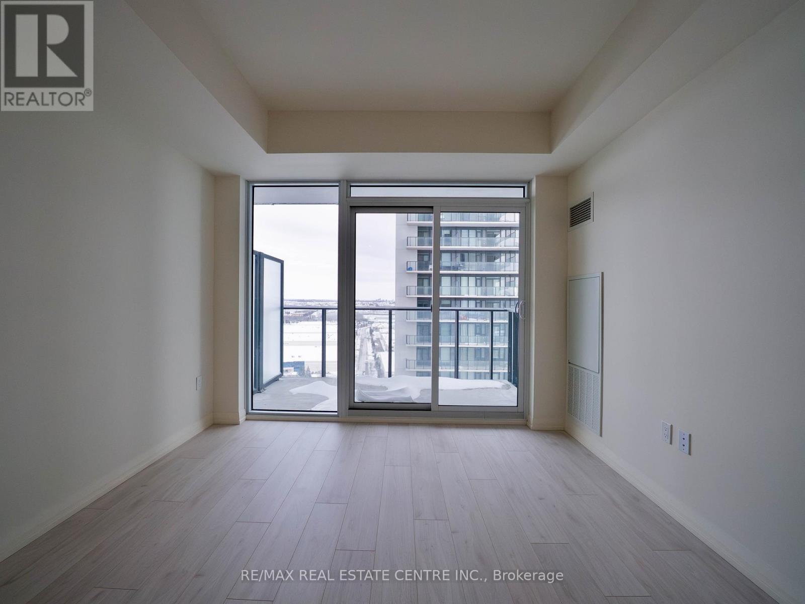 27 Korda Gate, Vaughan, Ontario  L4K 0P6 - Photo 4 - N12789990