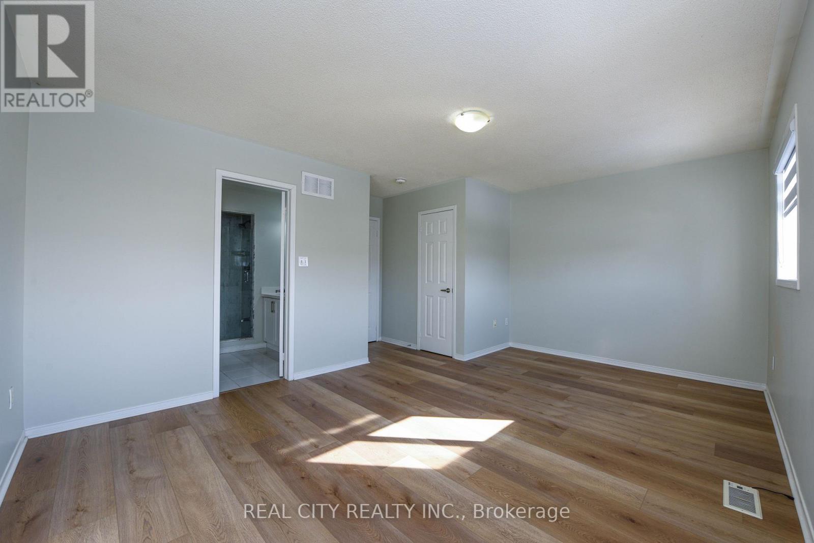 6416 Hampden Woods Road, Mississauga, Ontario  L5N 7V3 - Photo 37 - W12789958