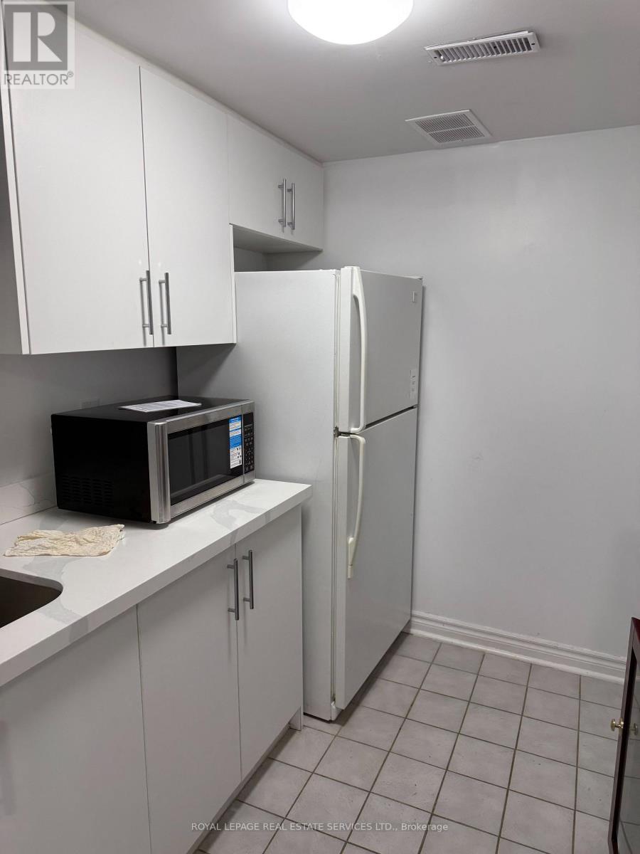 Bsmt - 3603 Copernicus Drive, Mississauga, Ontario  L5B 3L3 - Photo 11 - W12789972