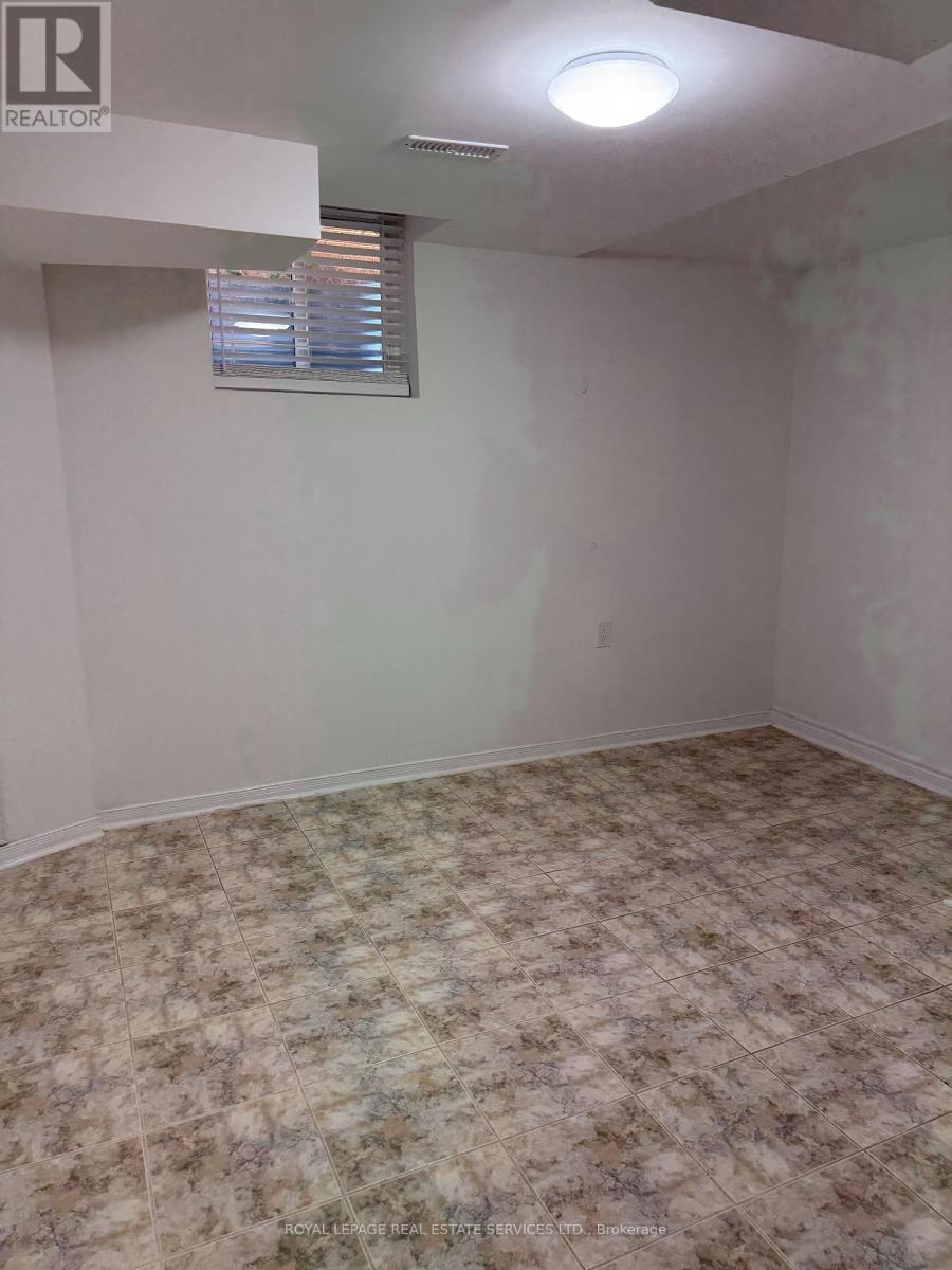 Bsmt - 3603 Copernicus Drive, Mississauga, Ontario  L5B 3L3 - Photo 16 - W12789972