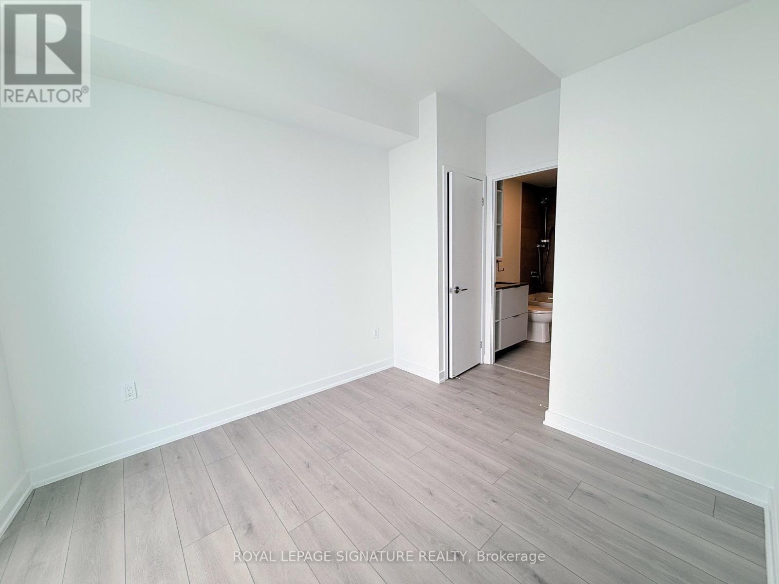 1311 - 1 Fairview Road, Mississauga, Ontario  L5A 0B4 - Photo 12 - W12789986