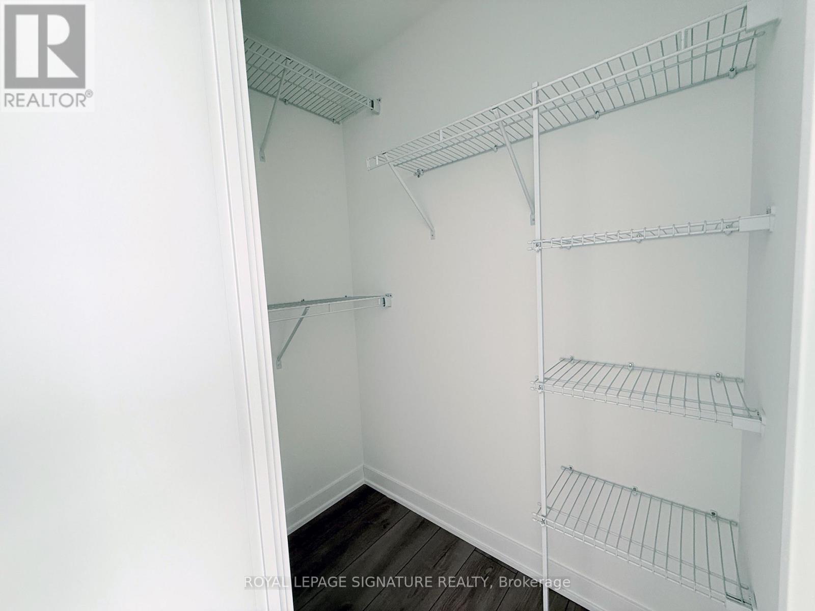 1311 - 1 Fairview Road, Mississauga, Ontario  L5A 0B4 - Photo 14 - W12789986