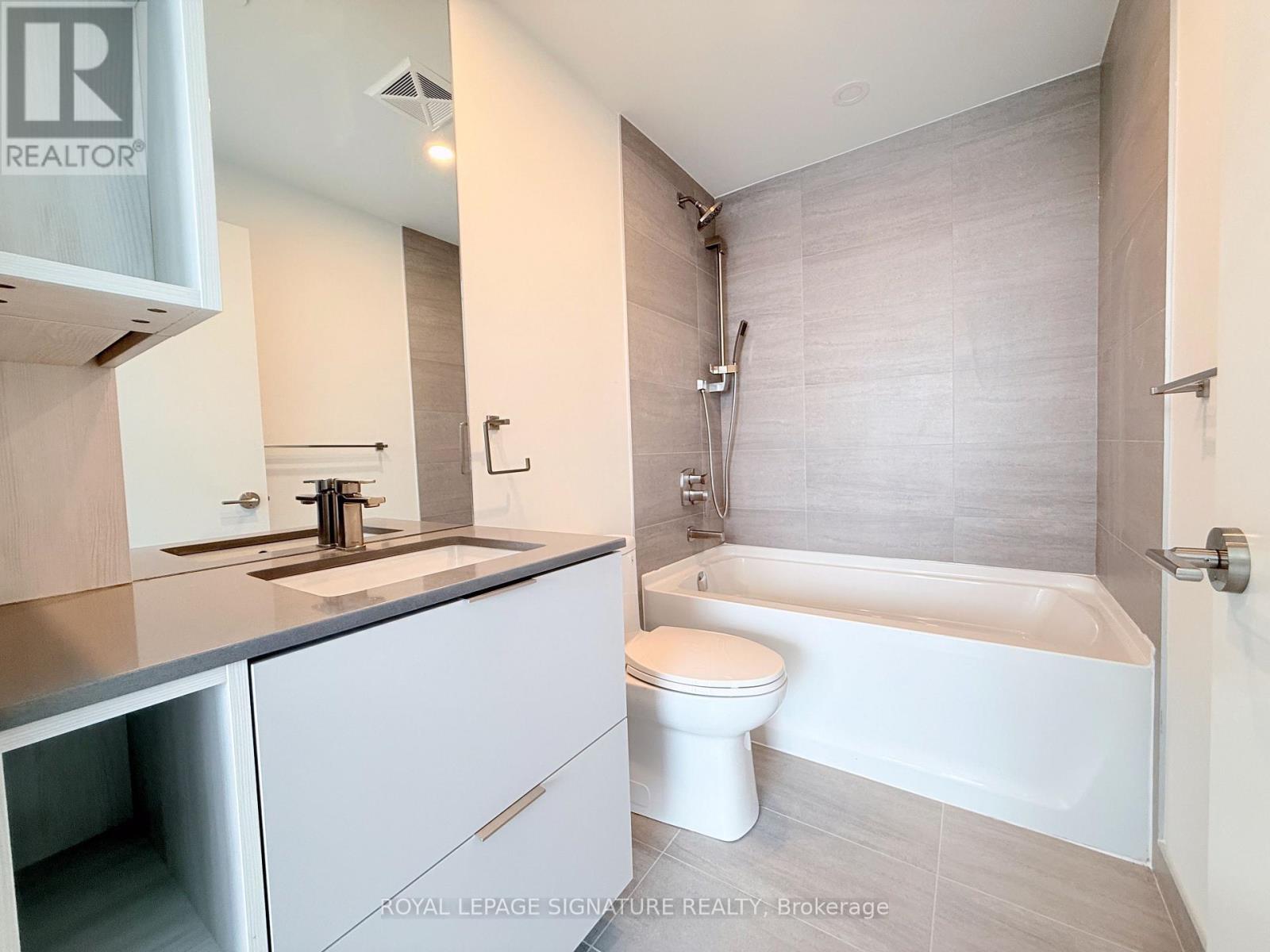 1311 - 1 Fairview Road, Mississauga, Ontario  L5A 0B4 - Photo 15 - W12789986