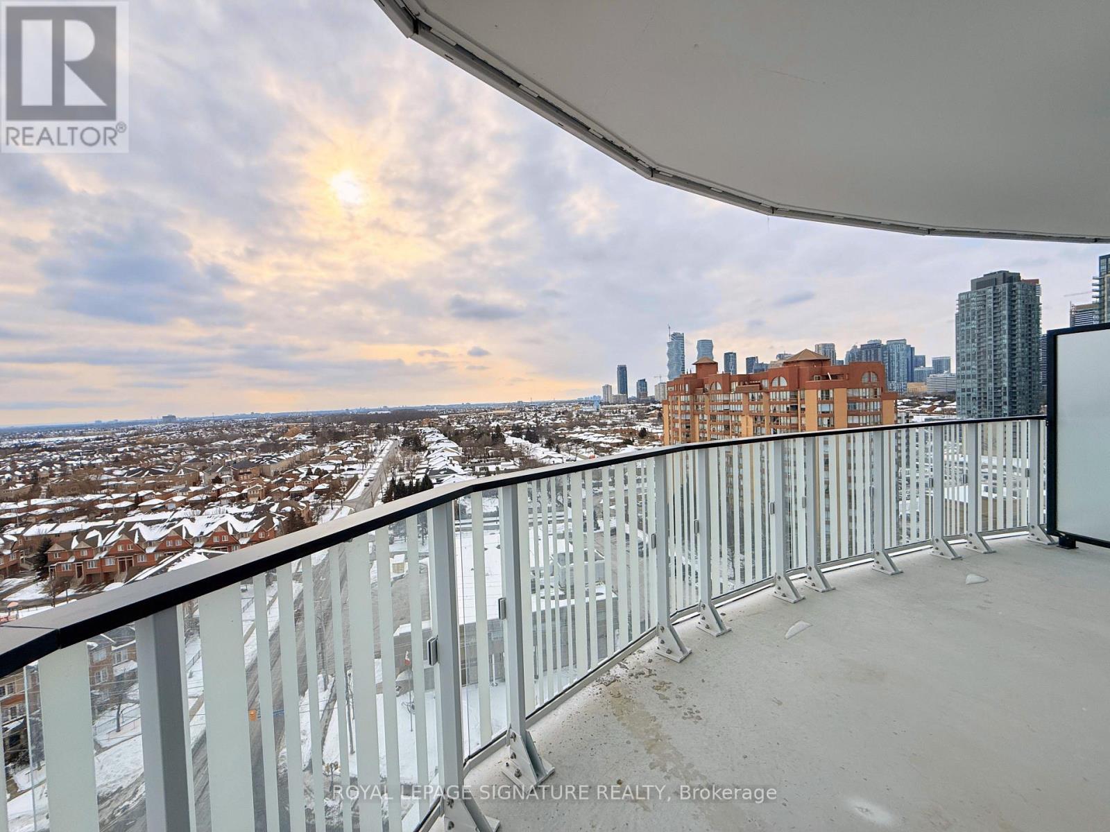 1311 - 1 Fairview Road, Mississauga, Ontario  L5A 0B4 - Photo 16 - W12789986