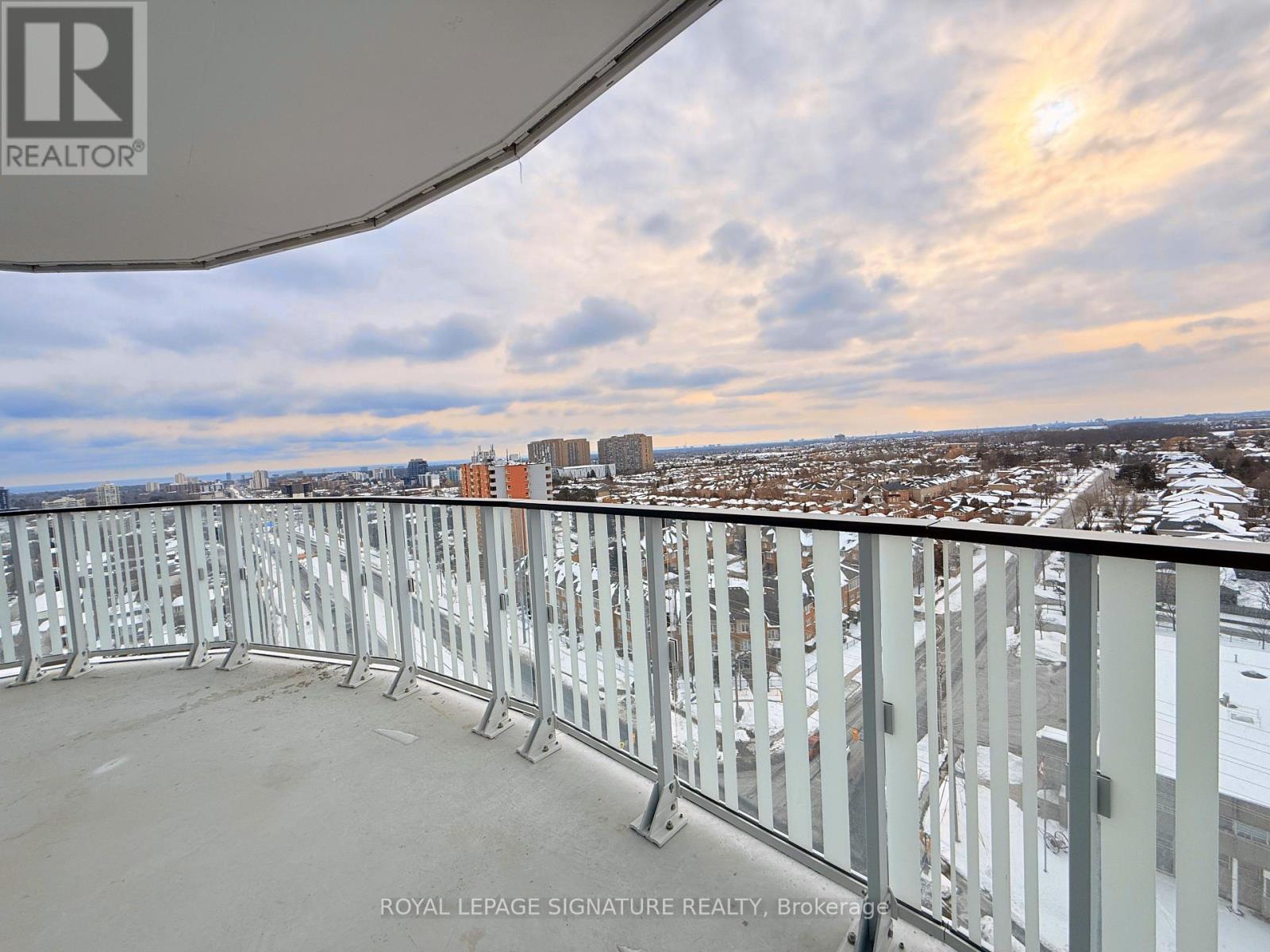 1311 - 1 Fairview Road, Mississauga, Ontario  L5A 0B4 - Photo 17 - W12789986