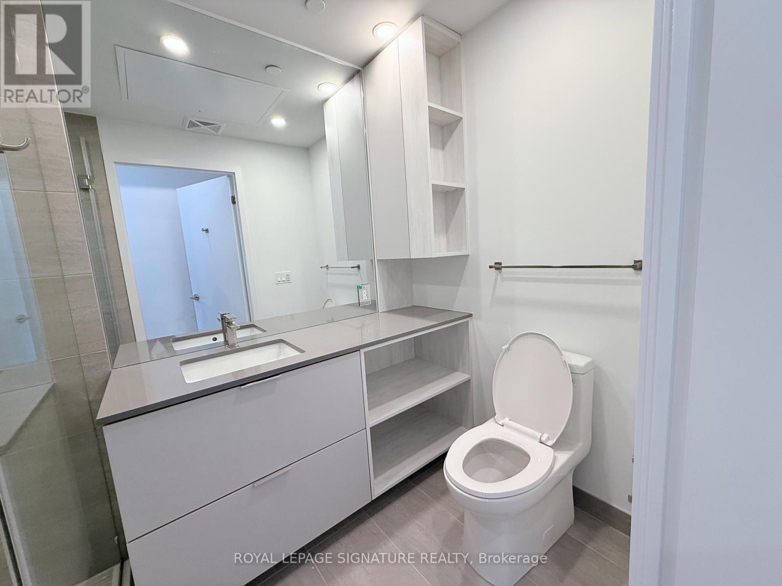 1311 - 1 Fairview Road, Mississauga, Ontario  L5A 0B4 - Photo 9 - W12789986