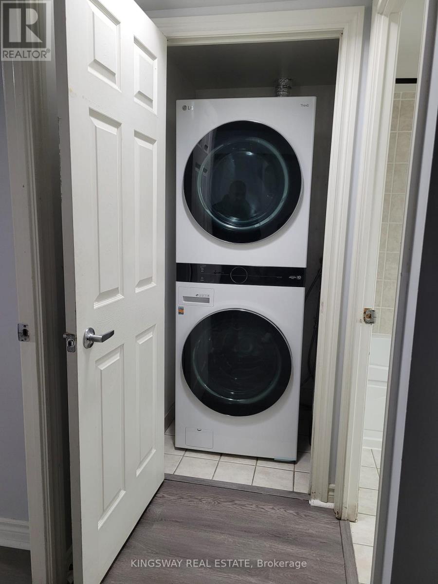 602 - 3880 Duke Of York Boulevard, Mississauga, Ontario  L5B 4M7 - Photo 12 - W12789992