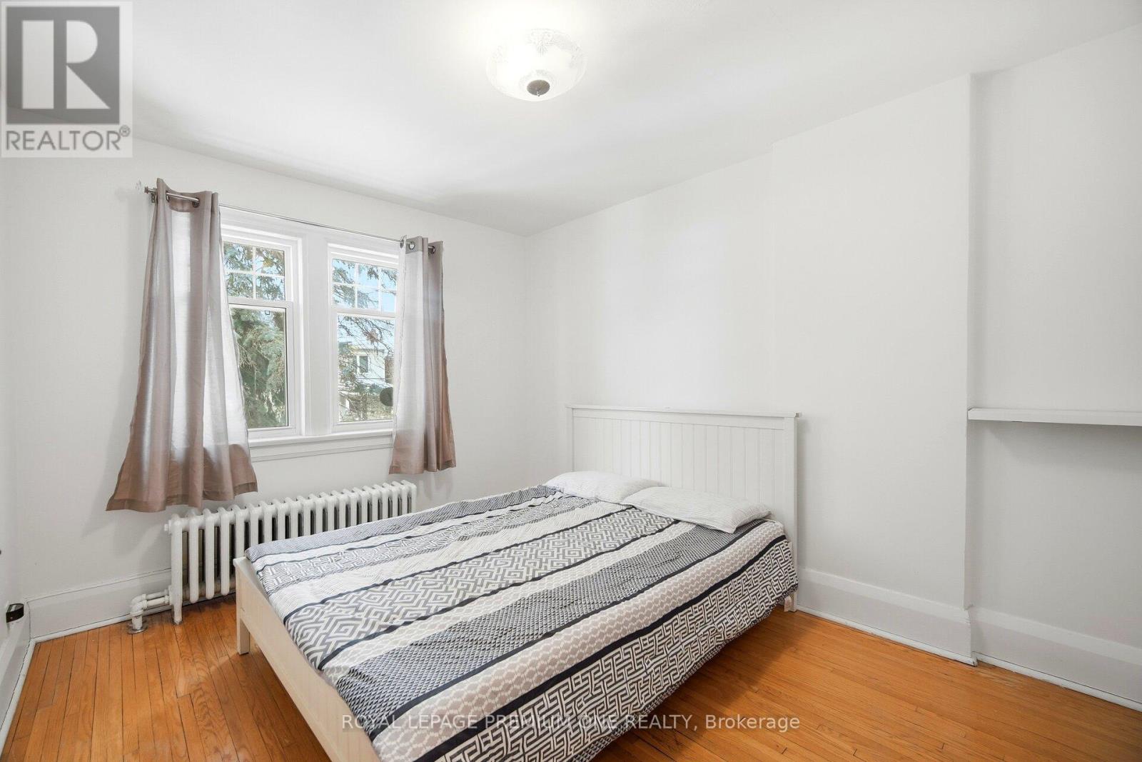 61 Methuen Avenue, Toronto, Ontario  M6S 1Z7 - Photo 19 - W12790002