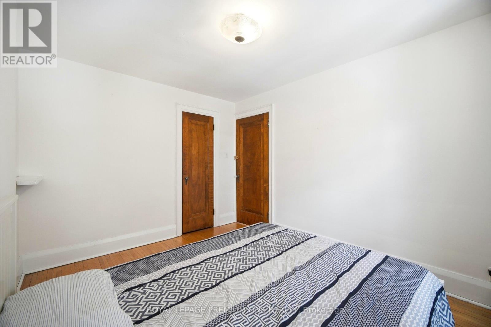 61 Methuen Avenue, Toronto, Ontario  M6S 1Z7 - Photo 21 - W12790002