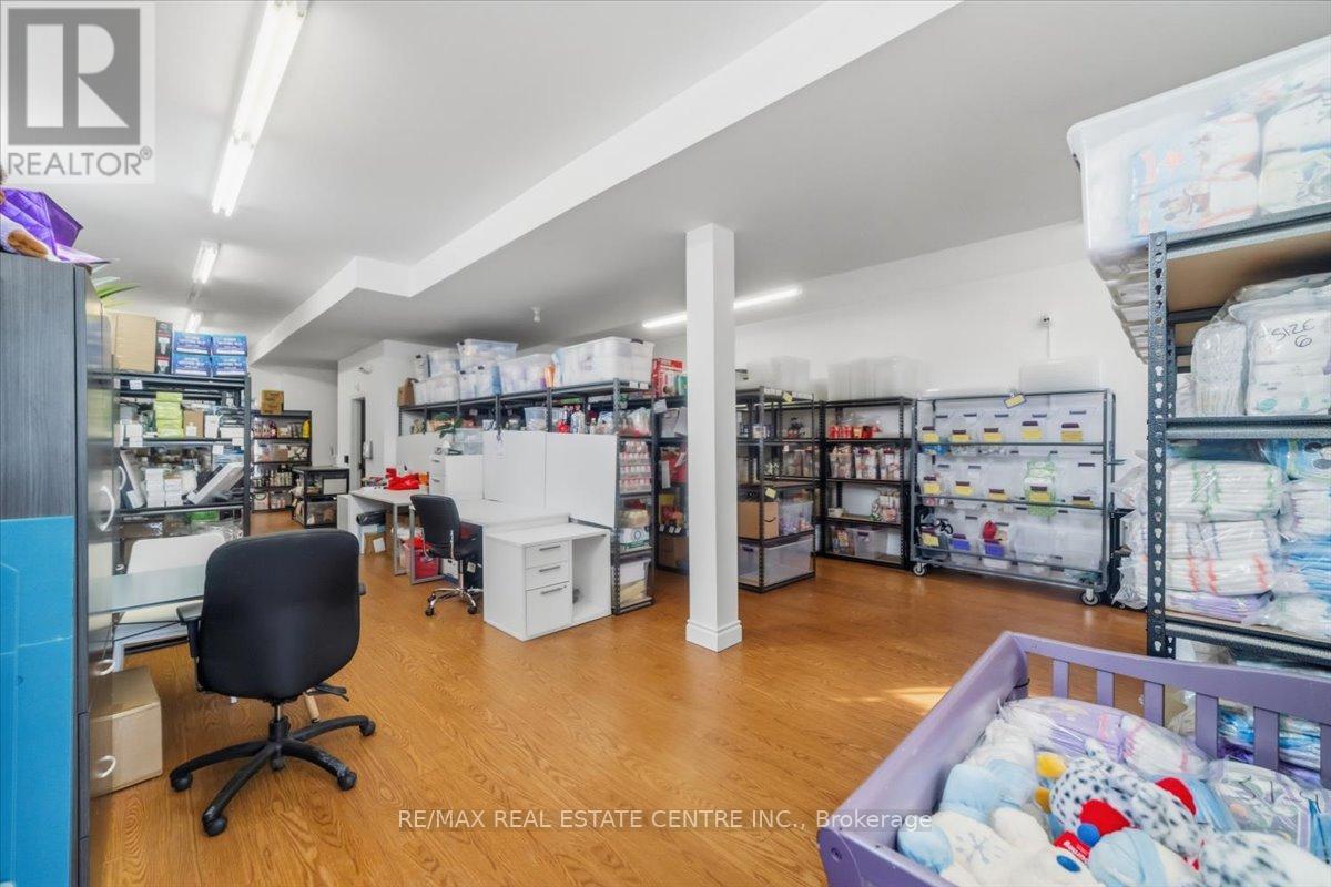 1548 King Street E, Hamilton, Ontario  L8K 1S9 - Photo 9 - X12789996