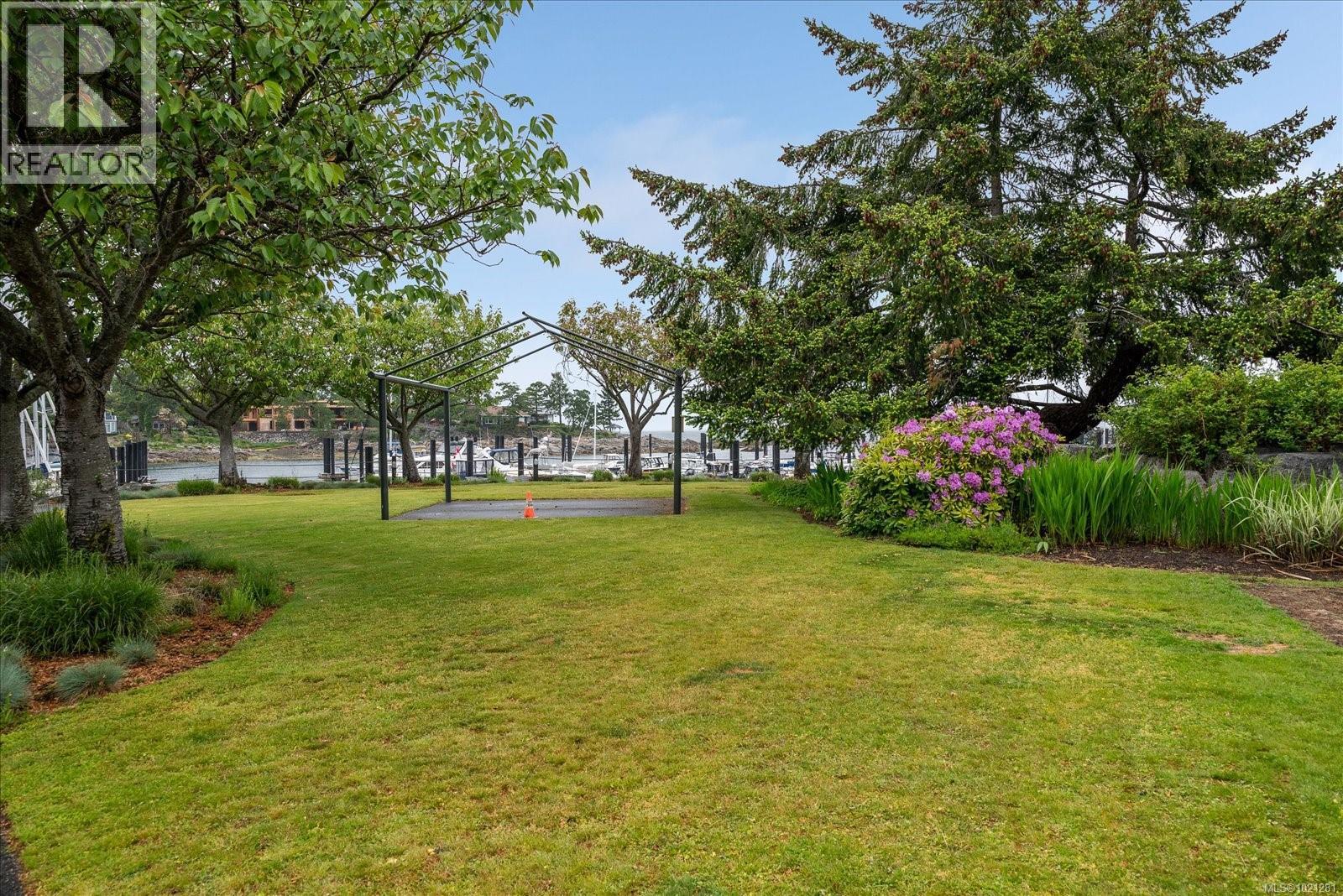 305 3529 Dolphin Dr, Nanoose Bay, British Columbia  V9P 9J7 - Photo 61 - 1021281