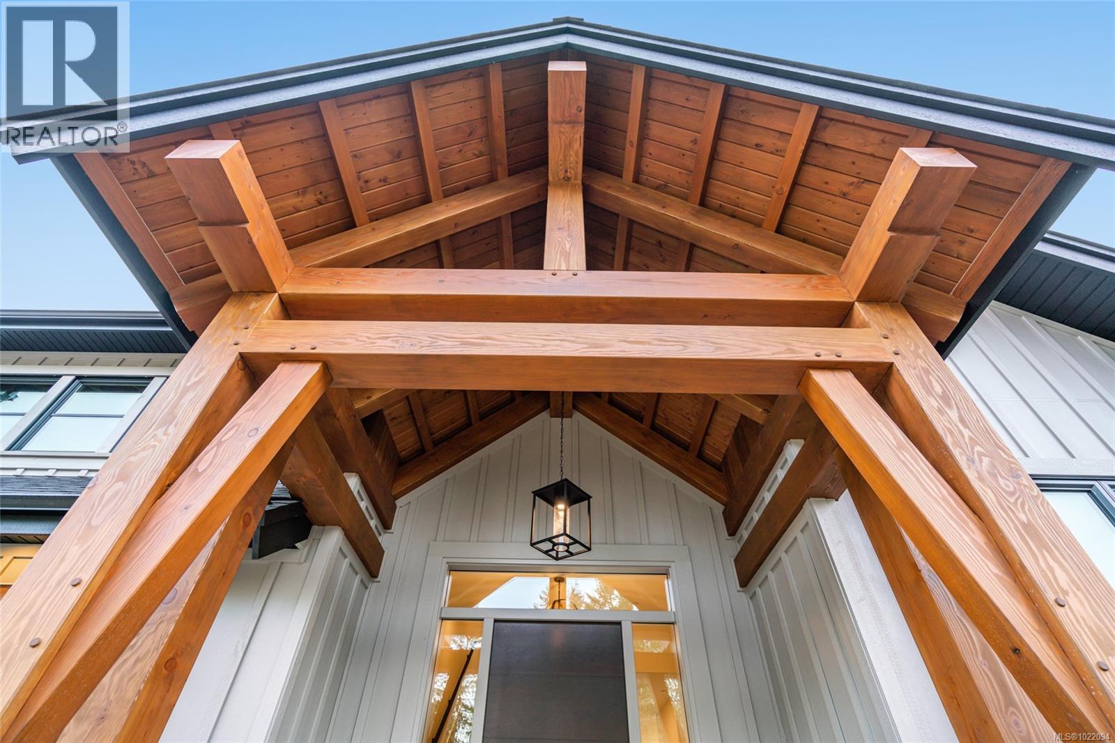 549 Hole-In-One Dr, Qualicum Beach, British Columbia  V9K 0B9 - Photo 6 - 1022094