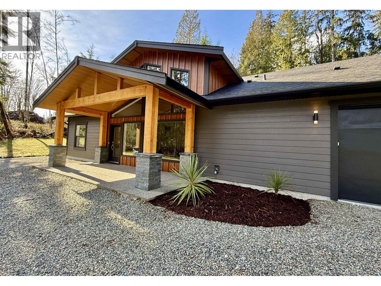 2061 Twin Creeks Road, Langdale, British Columbia  V0N 1V6 - Photo 5 - R3088370