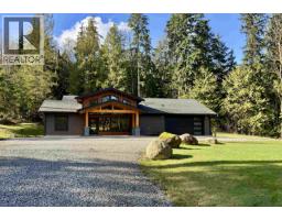 2061 TWIN CREEKS ROAD, Langdale, British Columbia