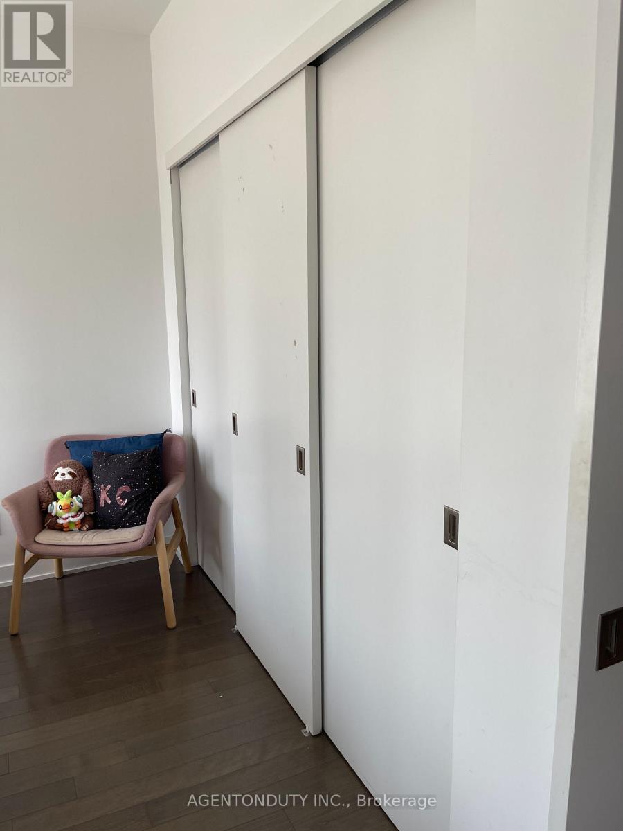 1301 - 1 Market Street, Toronto, Ontario  M5E 0A2 - Photo 13 - C12790022