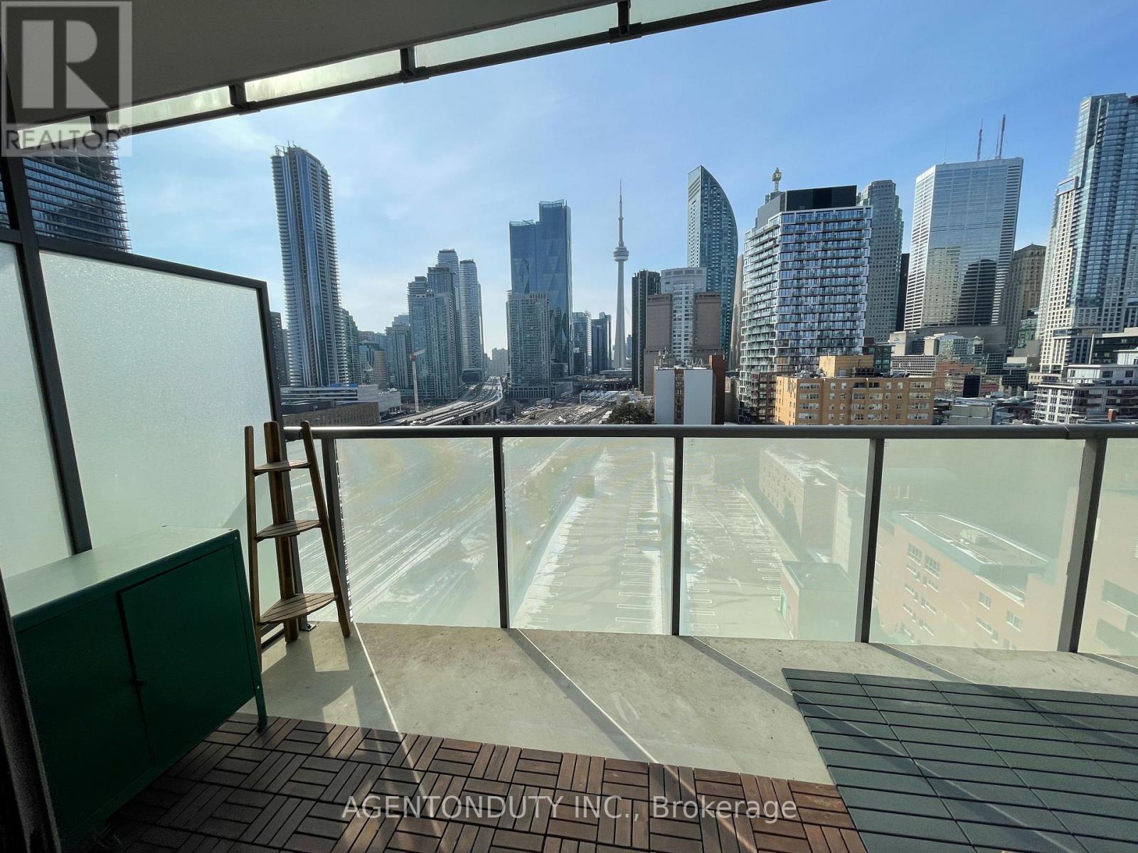 1301 - 1 Market Street, Toronto, Ontario  M5E 0A2 - Photo 18 - C12790022