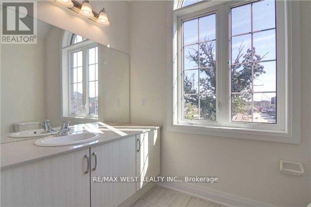 118 Emily Anna Street, Vaughan, Ontario  L4H 3H6 - Photo 19 - N12790024