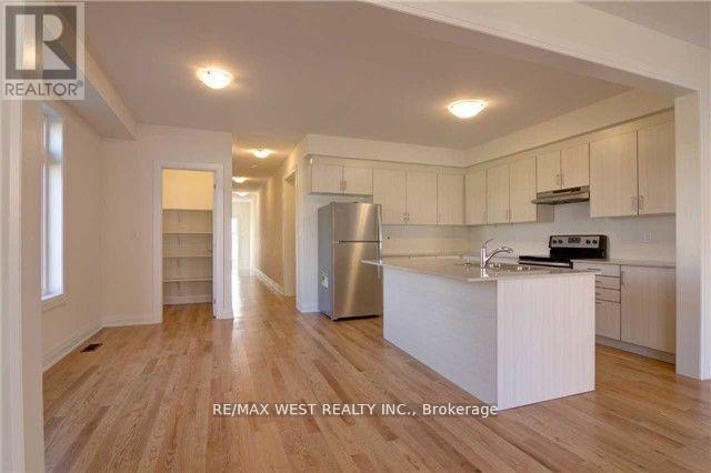 118 Emily Anna Street, Vaughan, Ontario  L4H 3H6 - Photo 6 - N12790024