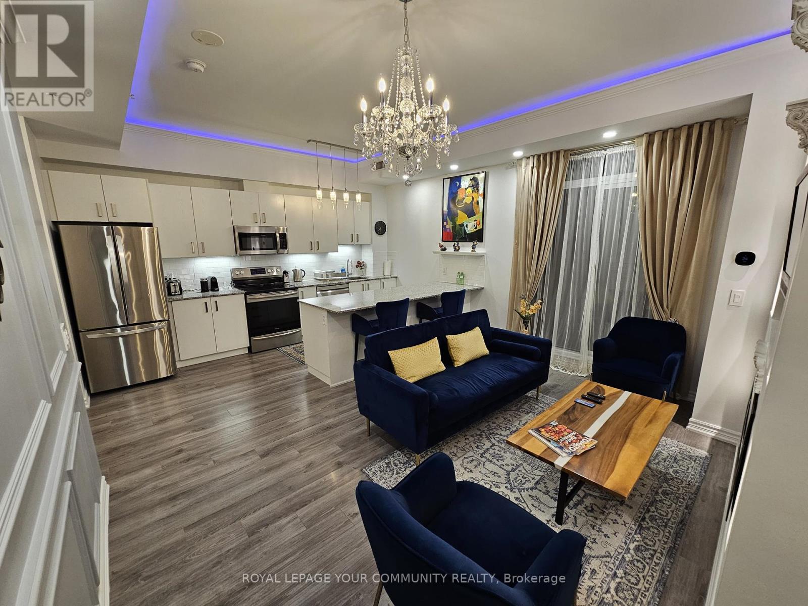 726 - 11611 Yonge Street, Richmond Hill, Ontario  L4E 1G2 - Photo 2 - N12698918