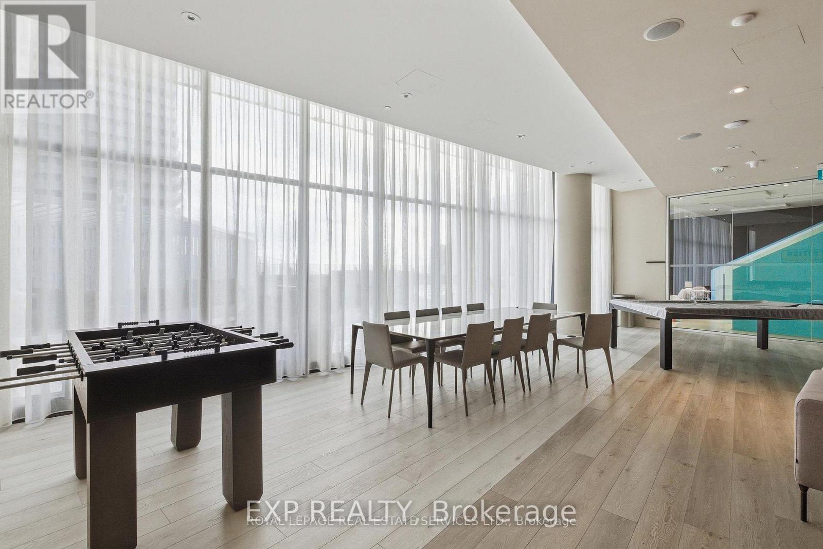 1811 - 3900 Confederation Parkway, Mississauga, Ontario  L5B 0M3 - Photo 29 - W12790016