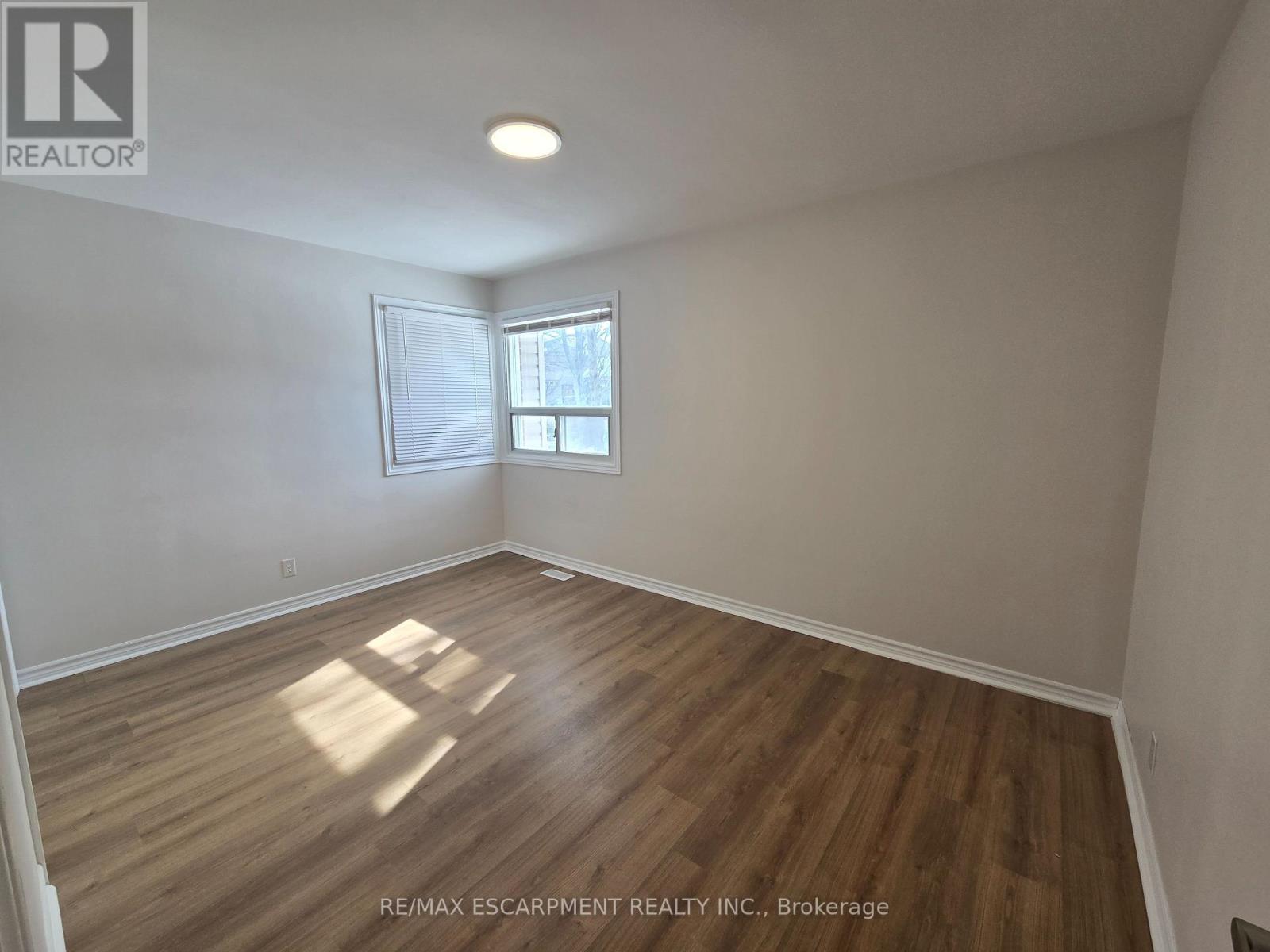 8199 Twenty Road E, Hamilton, Ontario  L9B 2J6 - Photo 11 - X12790026