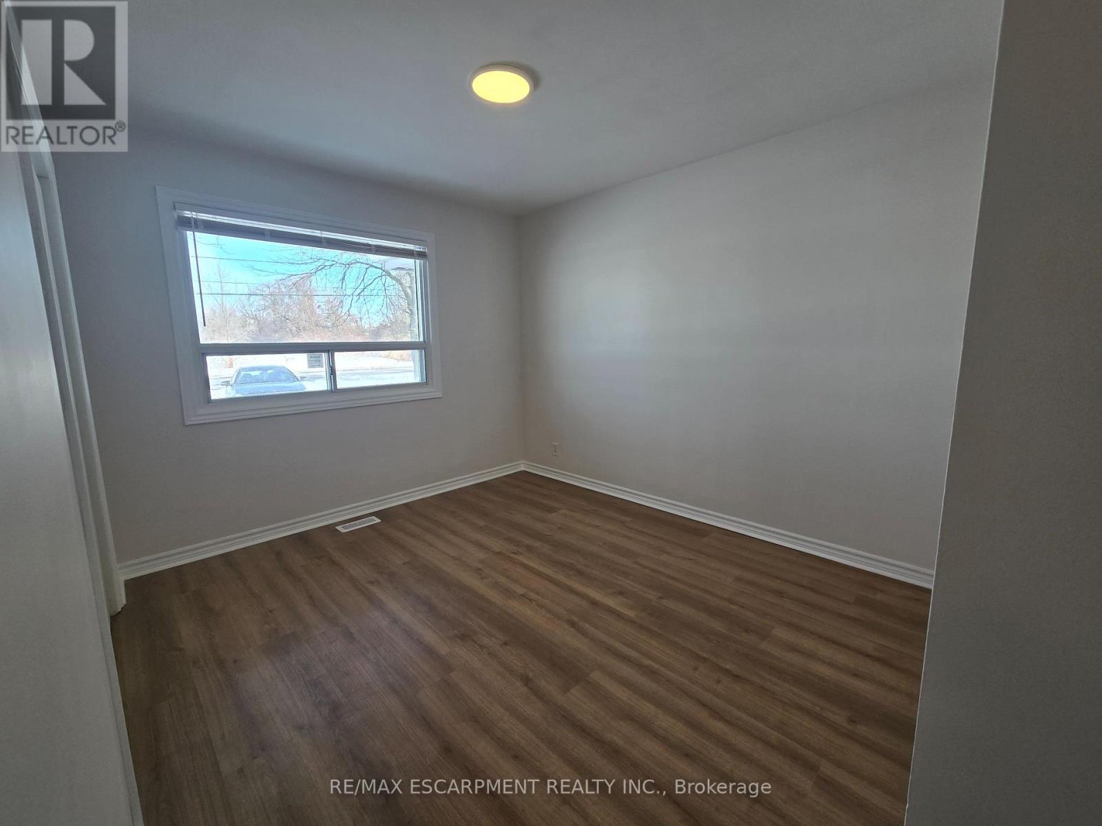 8199 Twenty Road E, Hamilton, Ontario  L9B 2J6 - Photo 12 - X12790026