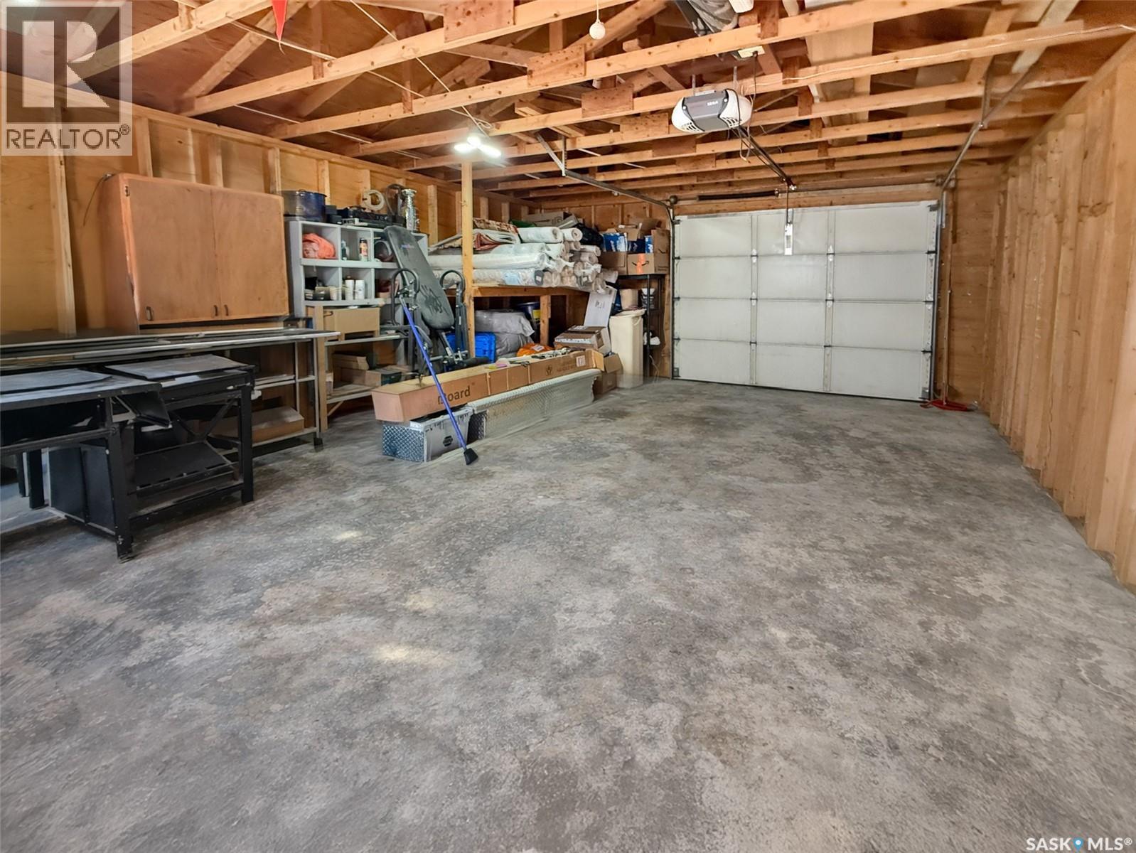 132 Haw Place, Swift Current, Saskatchewan  S9H 4B7 - Photo 17 - SK028572