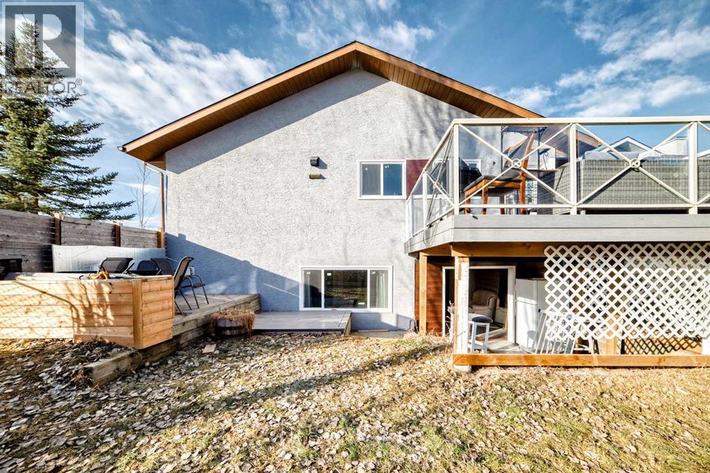 305 Lakeside Greens Crescent, Chestermere, Alberta  T1X 1C3 - Photo 30 - A2286480