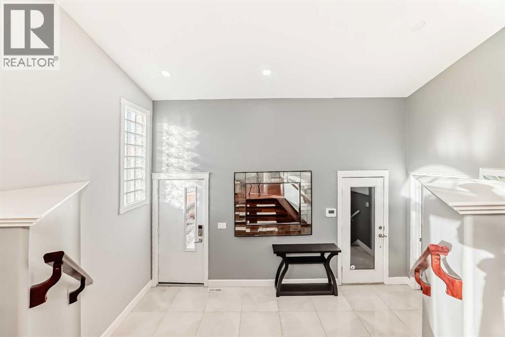 305 Lakeside Greens Crescent, Chestermere, Alberta  T1X 1C3 - Photo 16 - A2286480