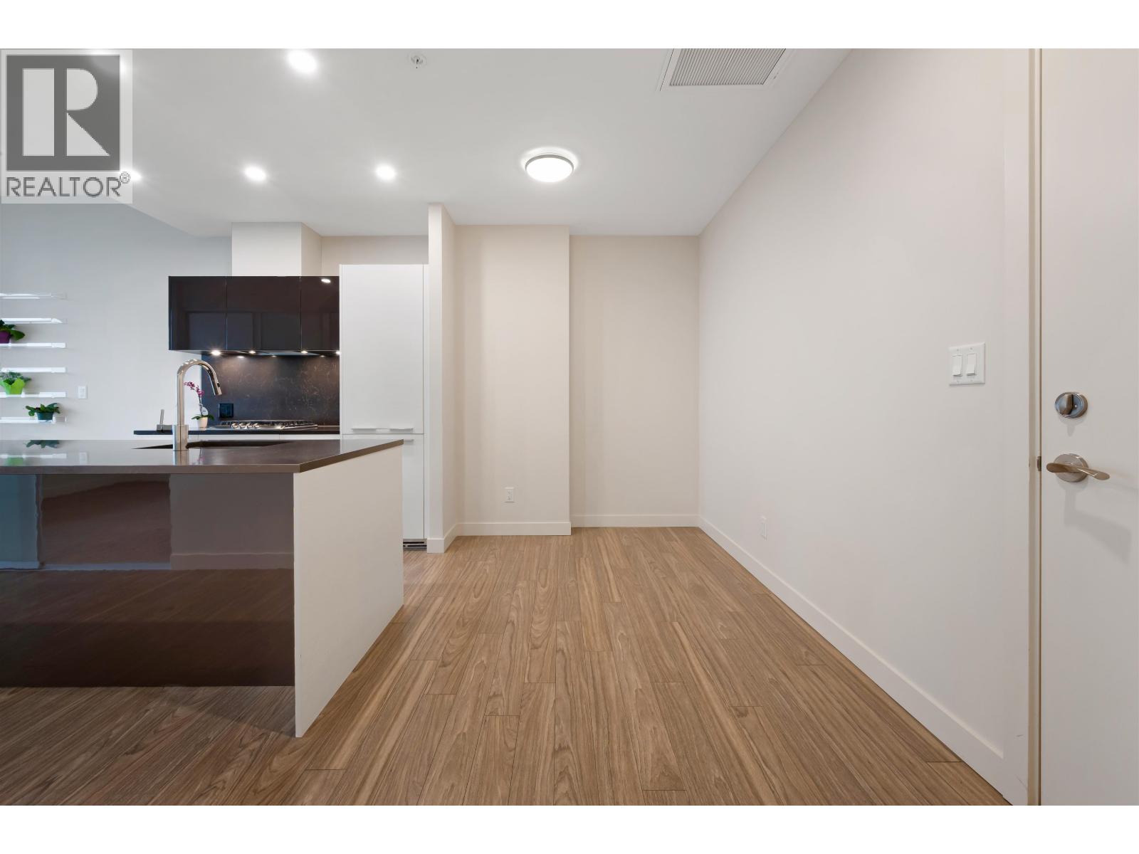 3206 6383 Mckay Avenue, Burnaby, British Columbia  V5H 0H8 - Photo 7 - R3088517