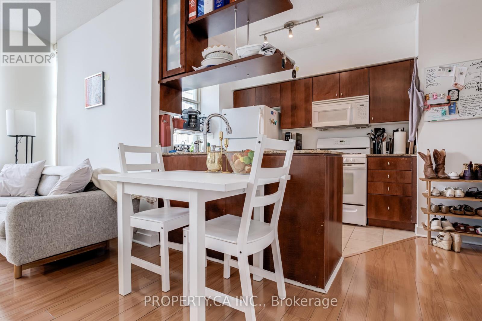 1703 - 35 Mariner Terrace, Toronto, Ontario  M5V 3V9 - Photo 12 - C12790086