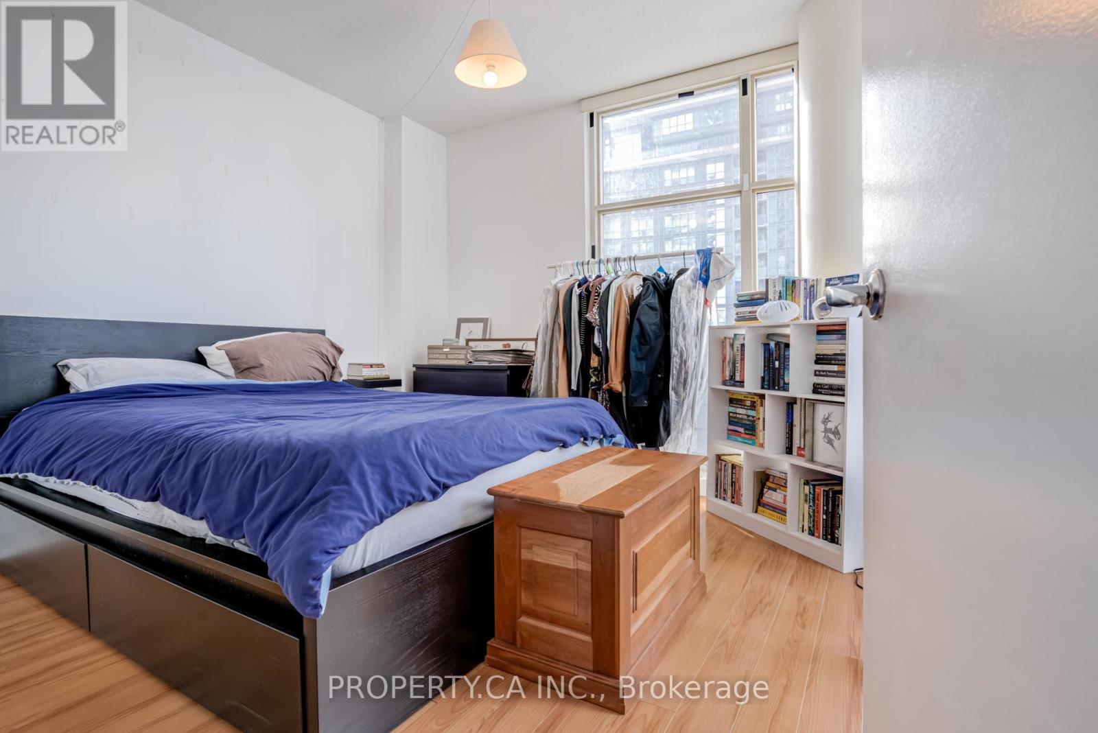 1703 - 35 Mariner Terrace, Toronto, Ontario  M5V 3V9 - Photo 17 - C12790086