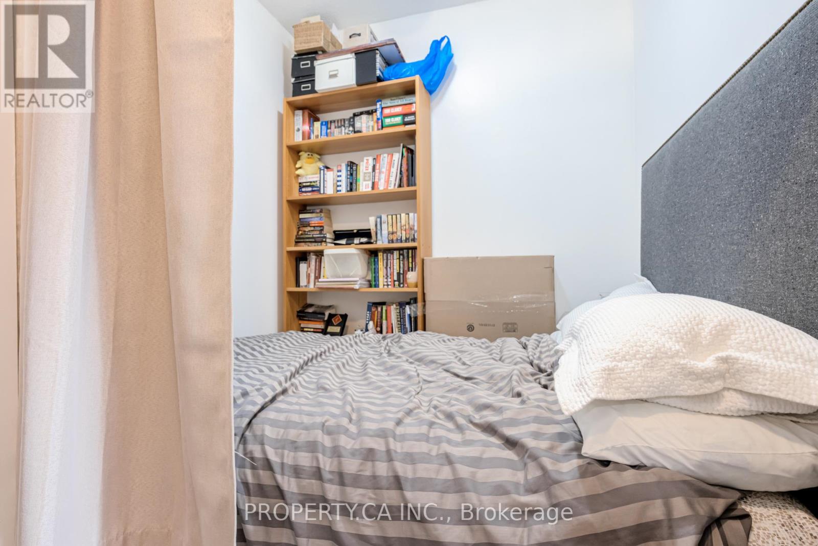 1703 - 35 Mariner Terrace, Toronto, Ontario  M5V 3V9 - Photo 19 - C12790086