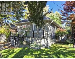 139 SCARBORO CRESCENT, Toronto, Ontario