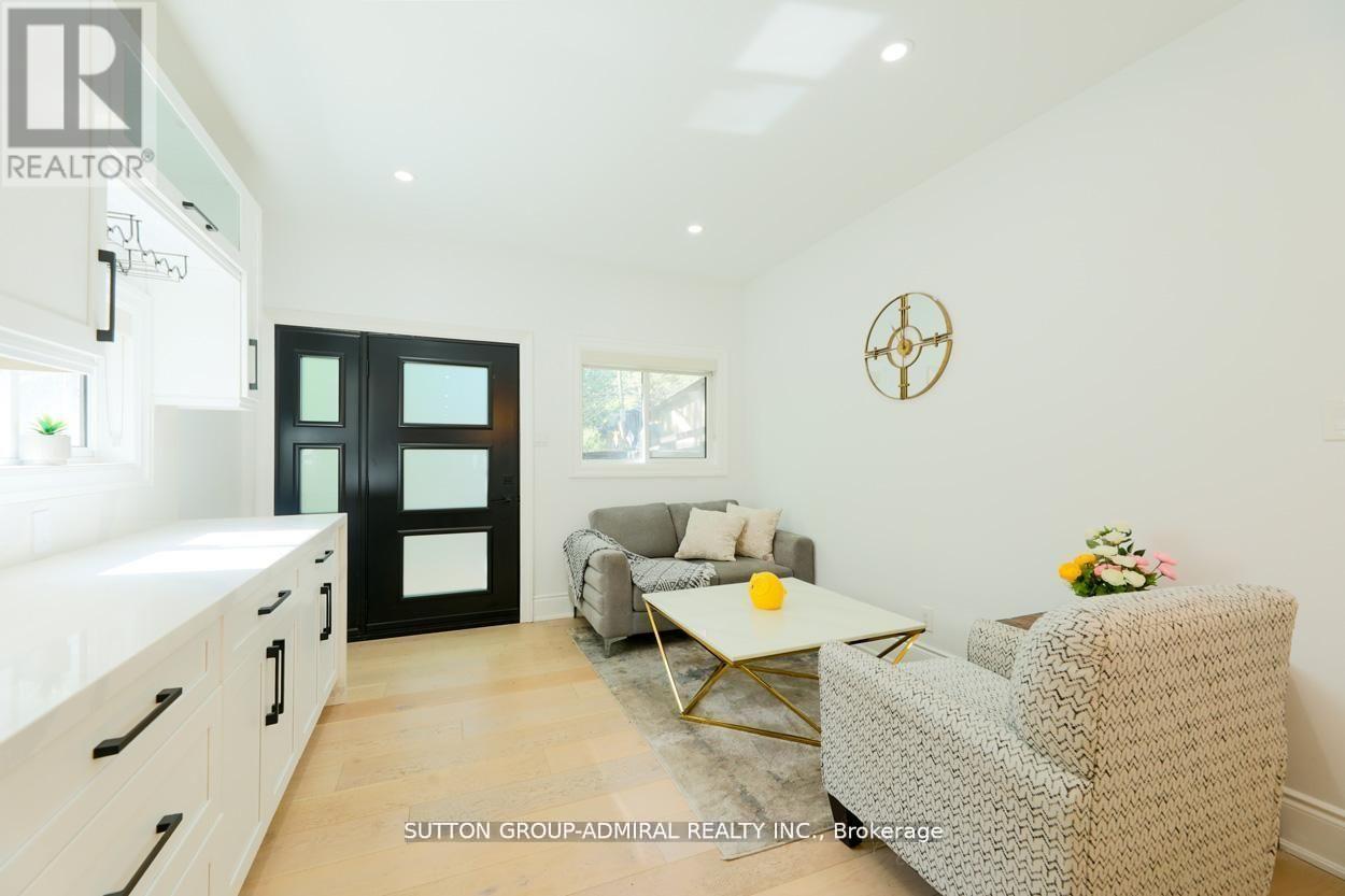 Main & 2nd - 70 Carlaw Avenue, Toronto, Ontario  M4M 2R7 - Photo 20 - E12790064