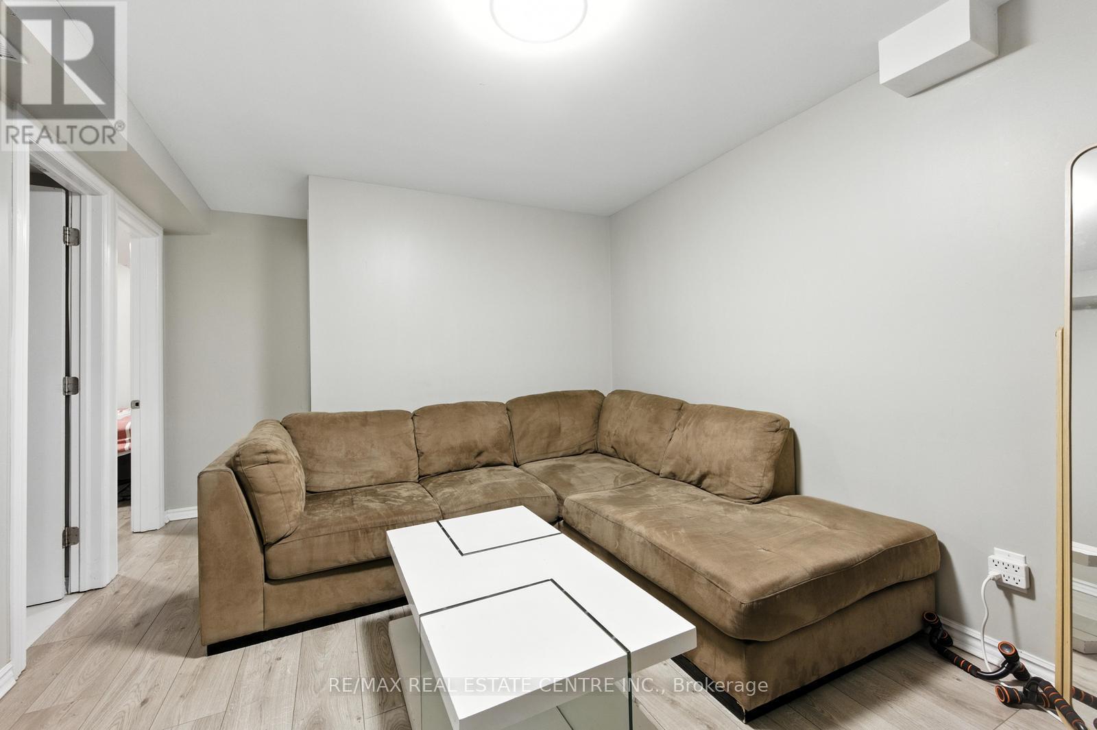 6423 Chaumont Crescent, Mississauga, Ontario  L5N 2M7 - Photo 42 - W12790052