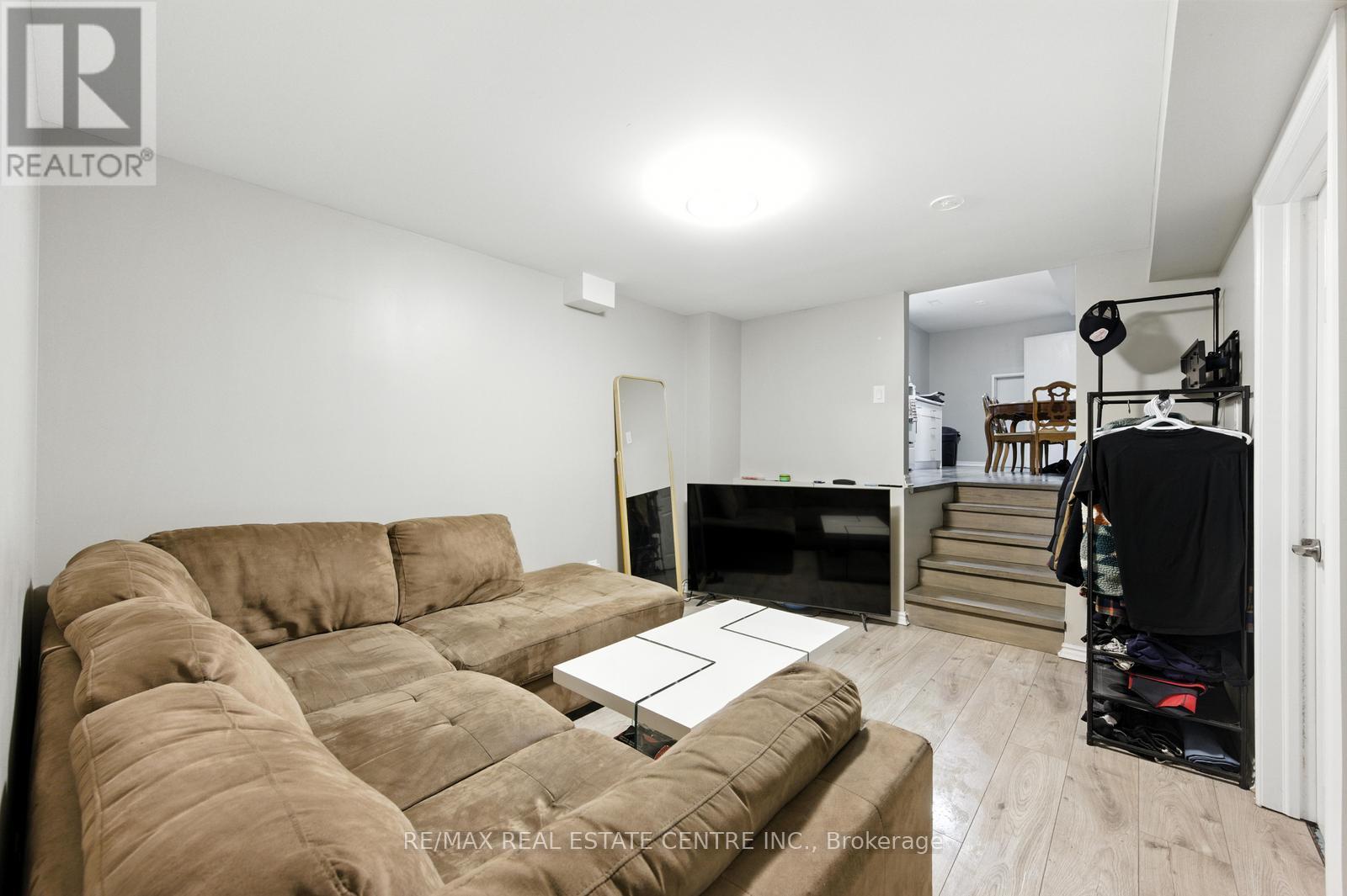 6423 Chaumont Crescent, Mississauga, Ontario  L5N 2M7 - Photo 43 - W12790052