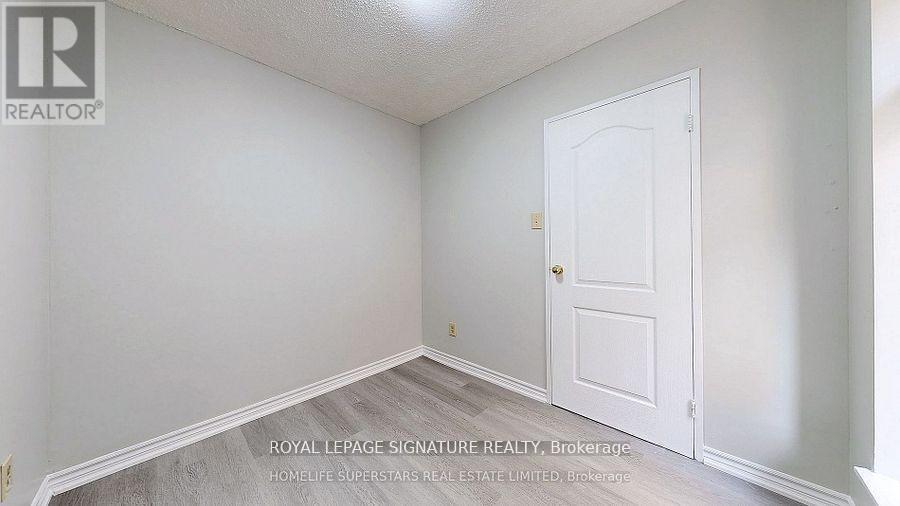 319 - 1455 Williamsport Drive, Mississauga, Ontario  L4X 2T5 - Photo 17 - W12790054