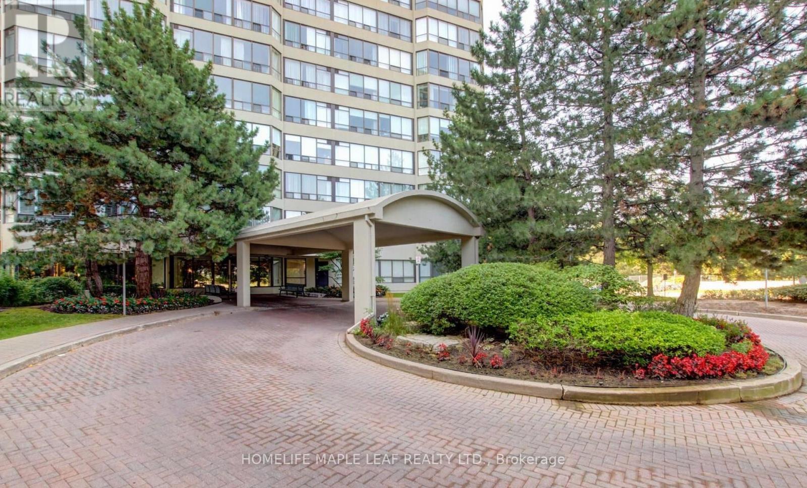 407 - 24 HANOVER ROAD, Brampton, Ontario