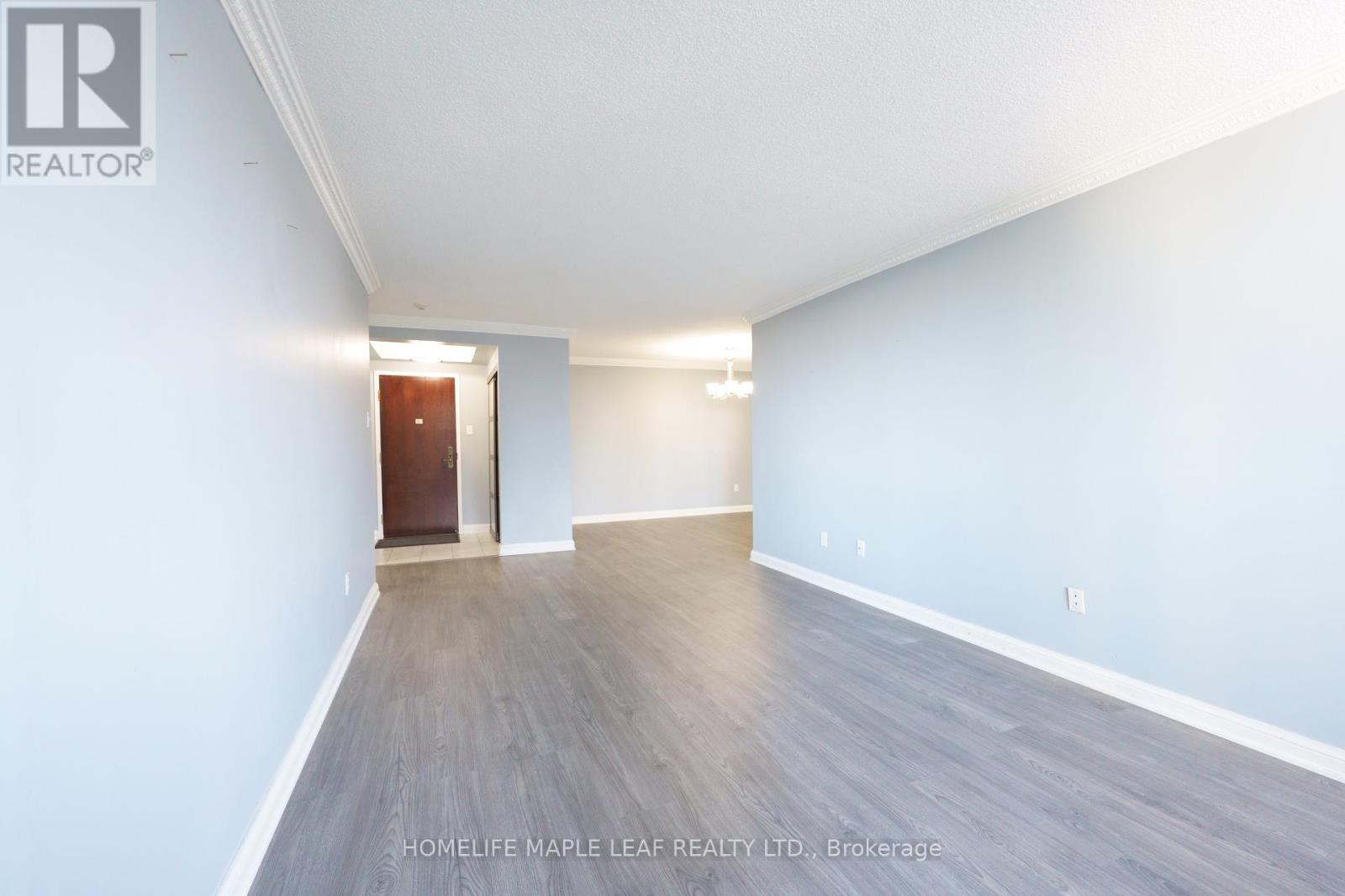 407 - 24 Hanover Road, Brampton, Ontario  L6S 5K8 - Photo 4 - W12790066